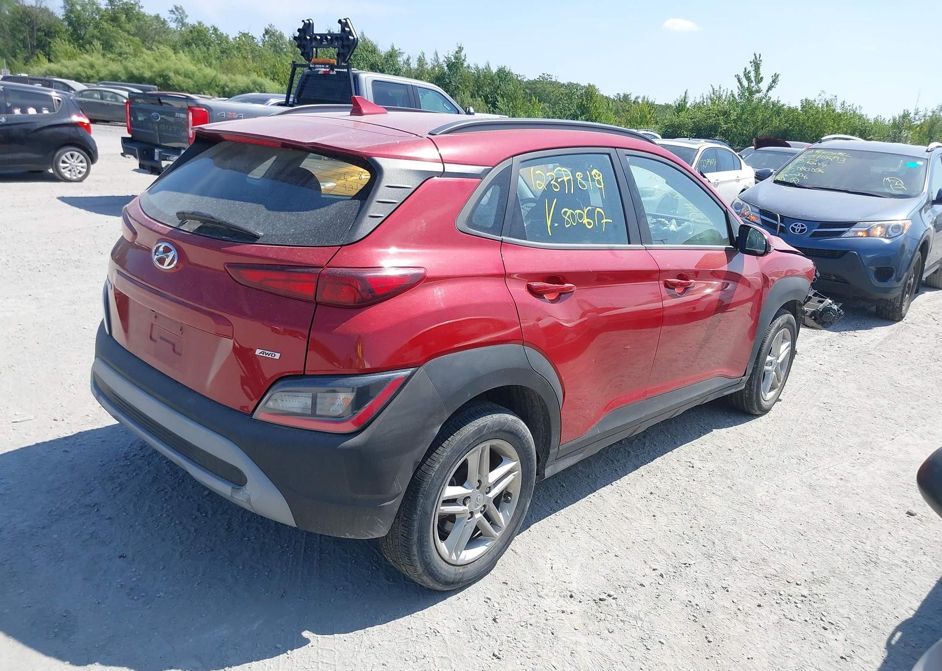 2022 HYUNDAI KONA SE