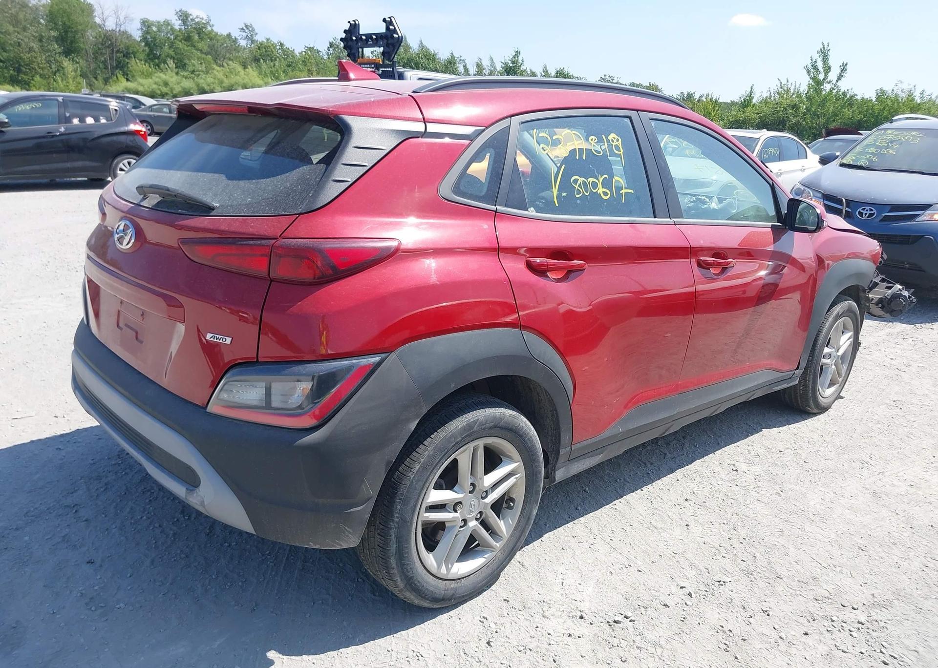 2022 HYUNDAI KONA SE