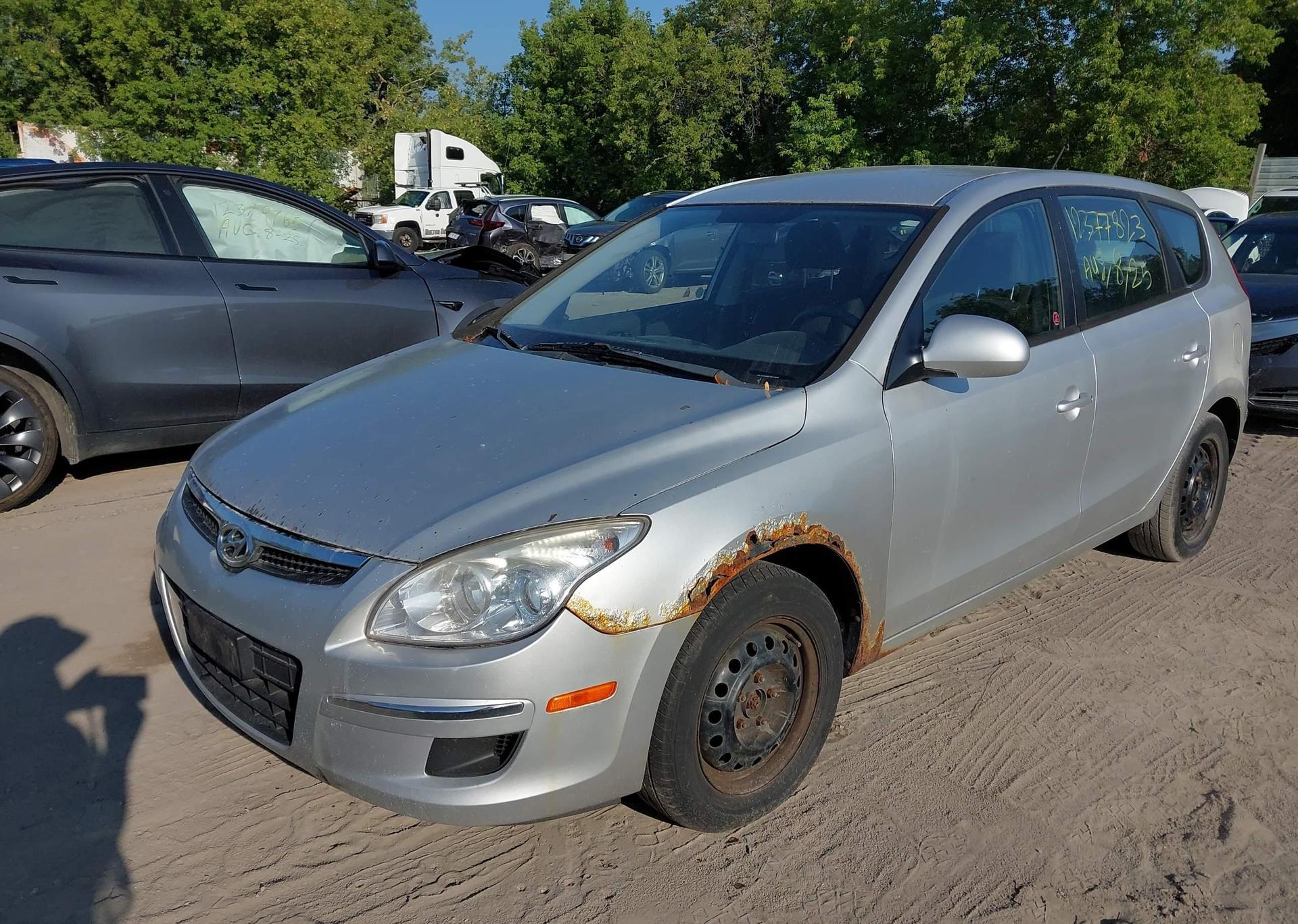 2011 HYUNDAI ELANTRA