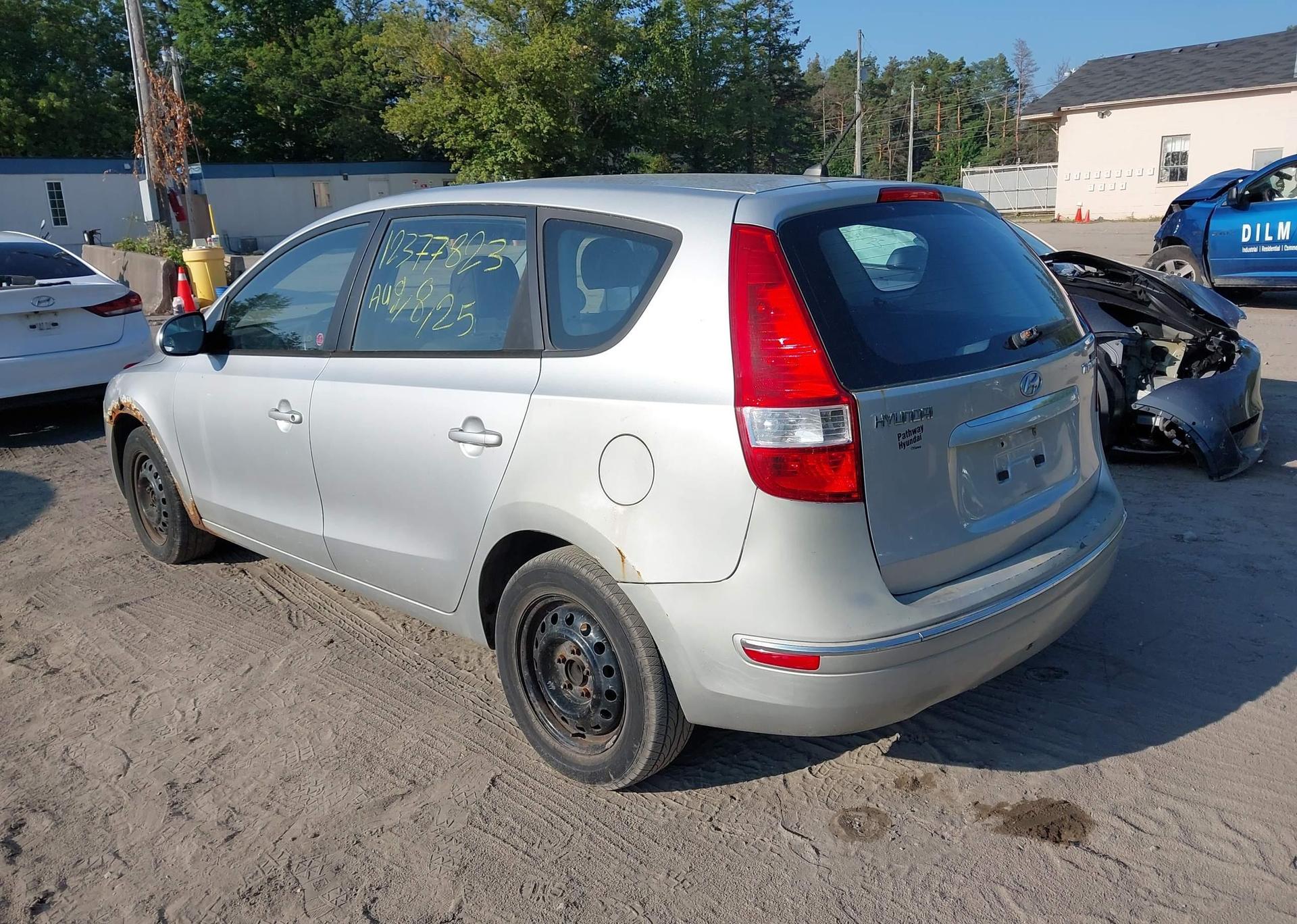 2011 HYUNDAI ELANTRA