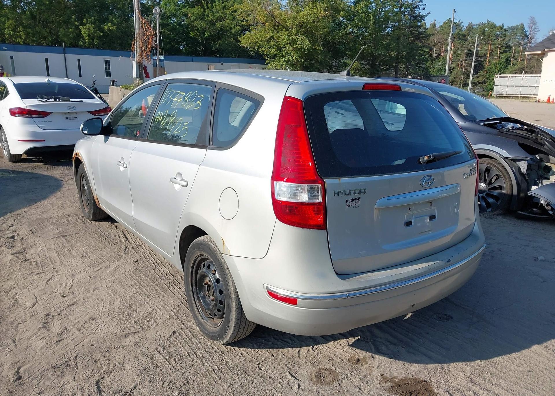 2011 HYUNDAI ELANTRA