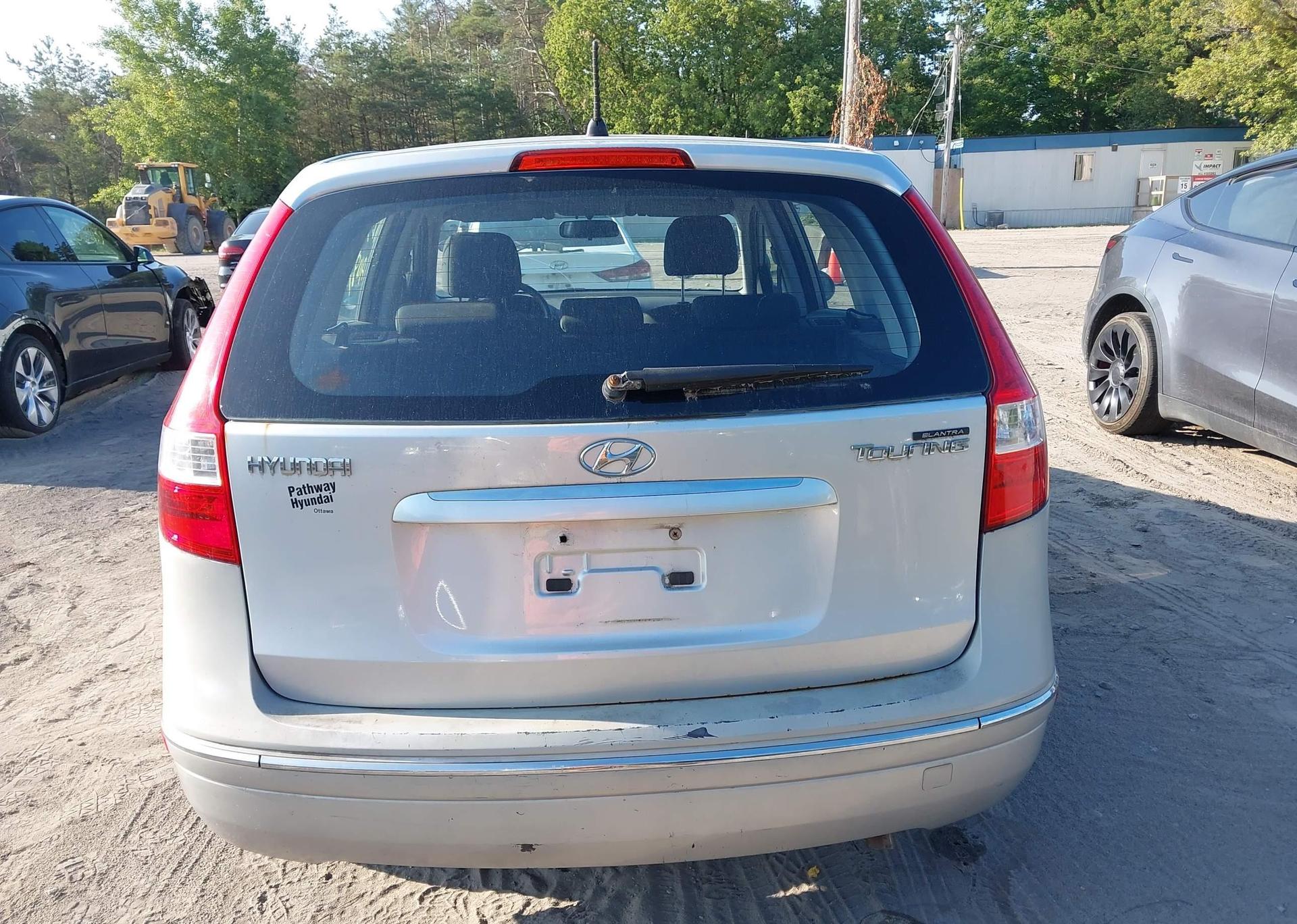 2011 HYUNDAI ELANTRA
