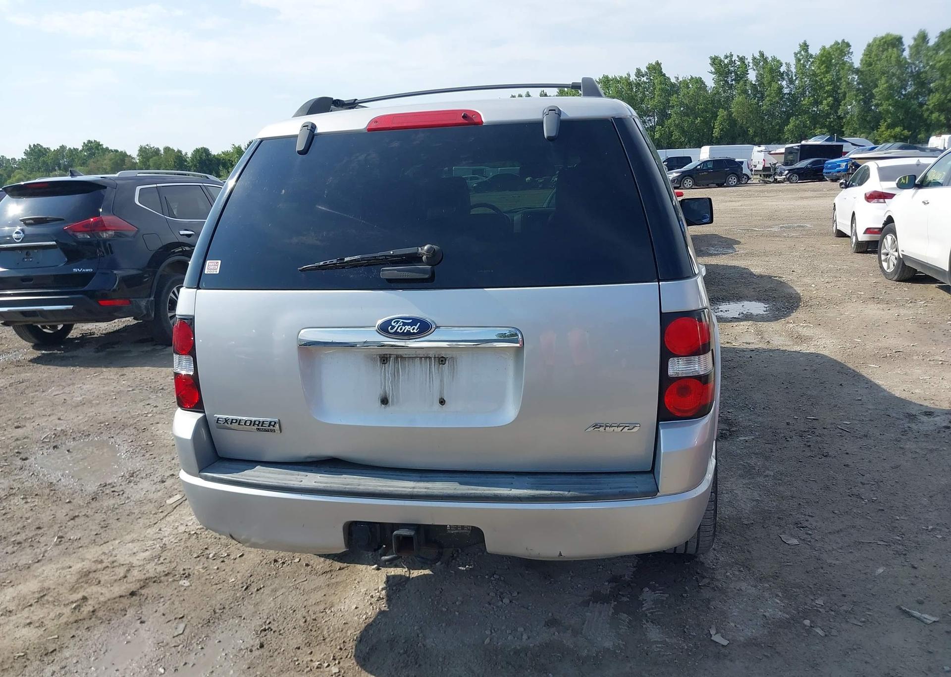 2010 FORD EXPLORER LIMITED