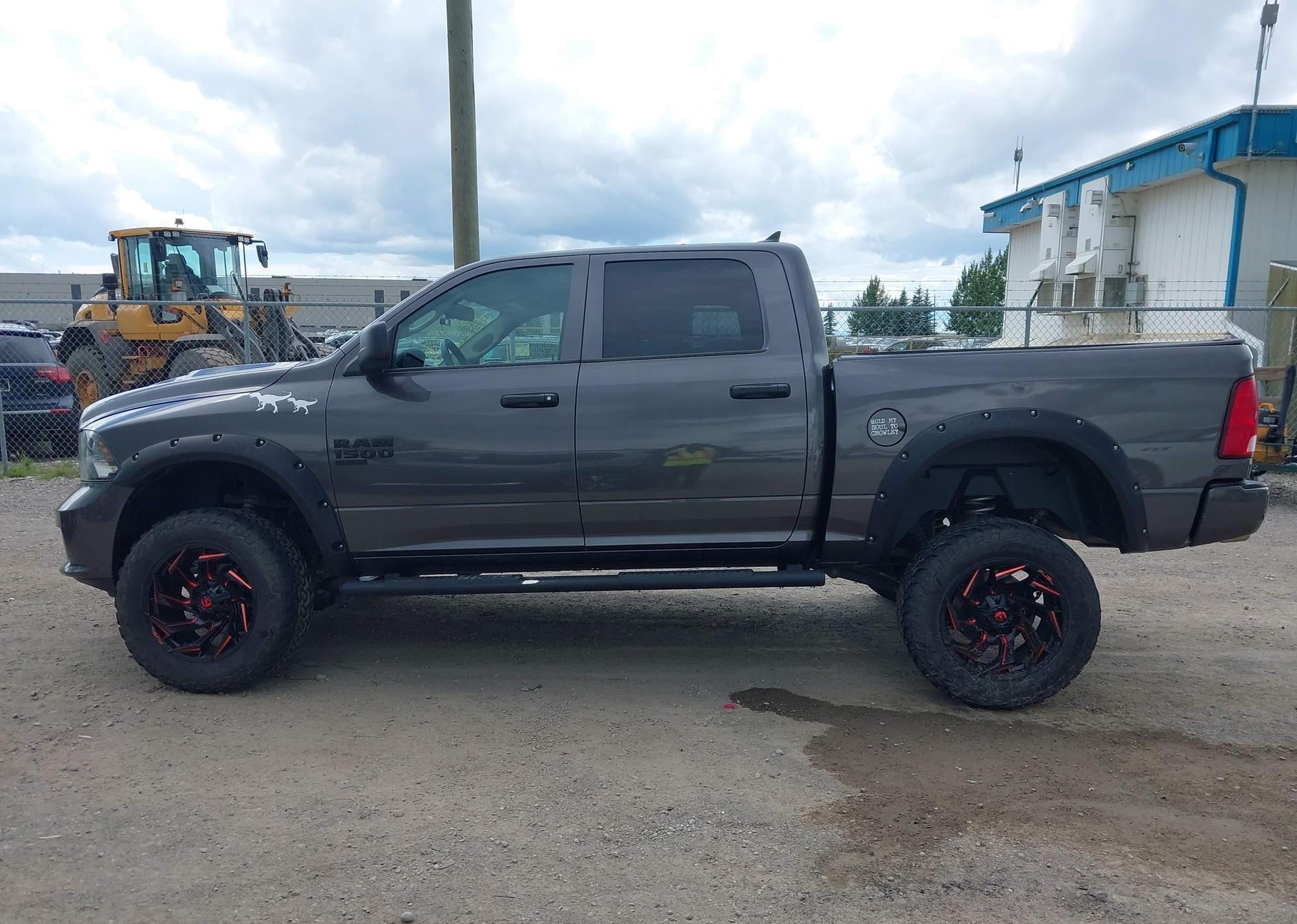 2019 RAM 1500 CLASSIC TRADESMAN