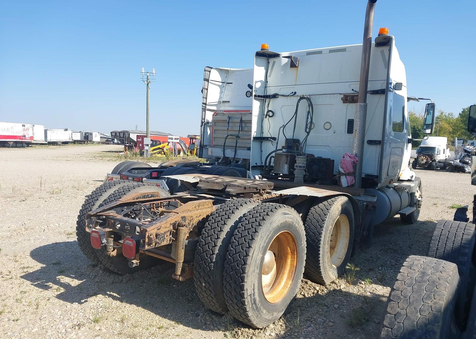 2013 INTERNATIONAL ProStar