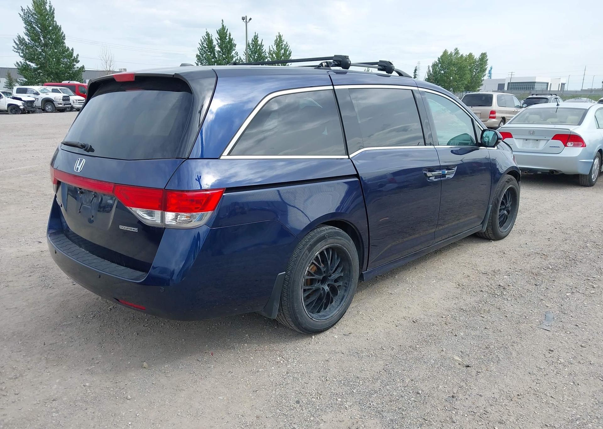 2015 HONDA ODYSSEY TOURING