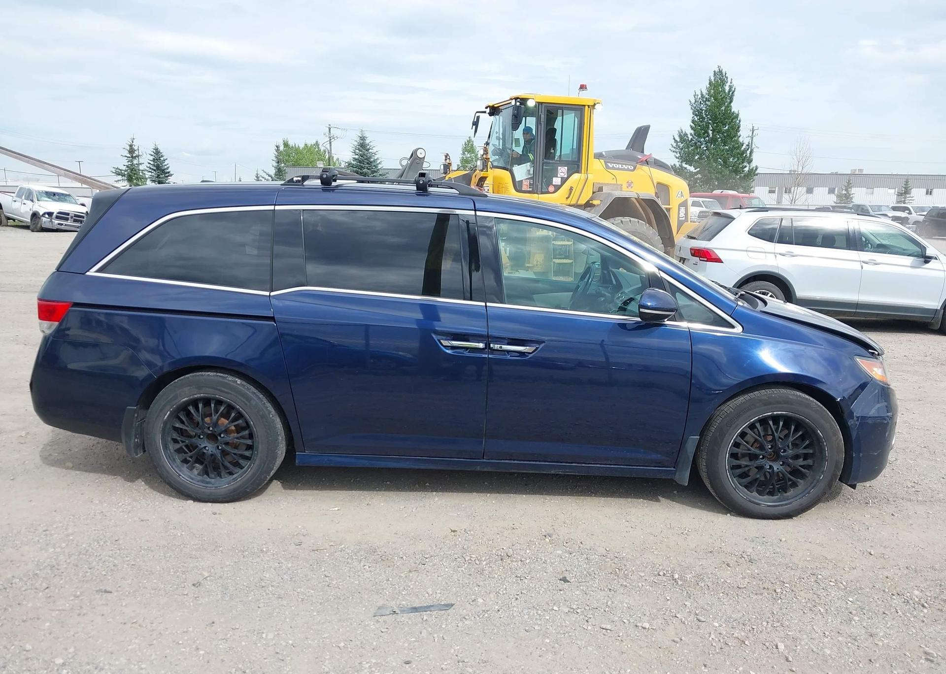 2015 HONDA ODYSSEY TOURING