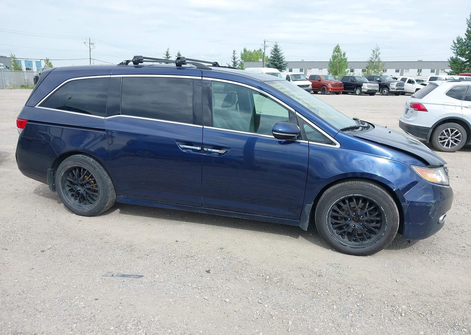 2015 HONDA ODYSSEY TOURING