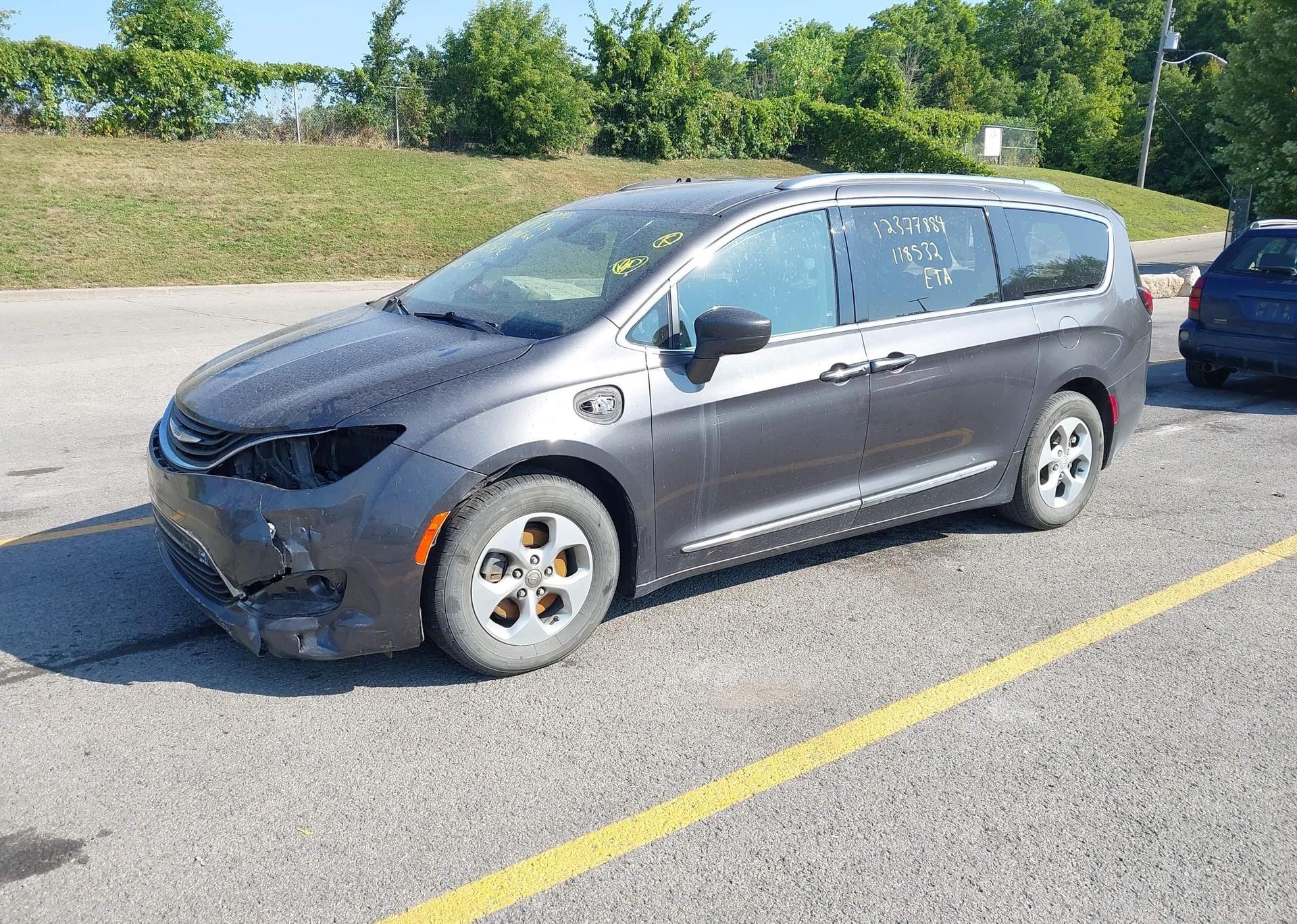 2018 CHRYSLER PACIFICA HYBRID TOURING L