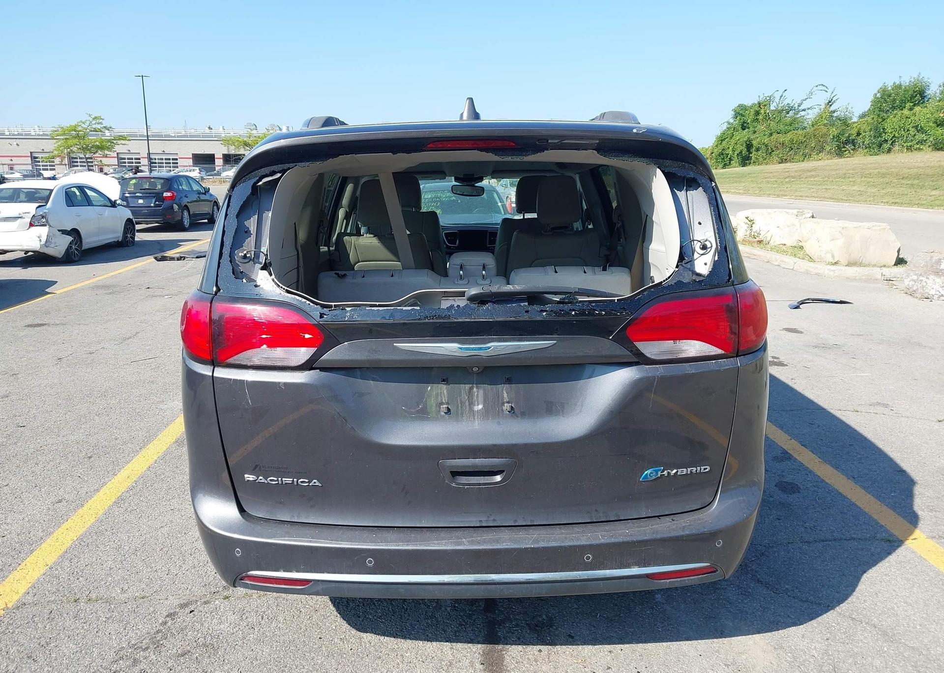 2018 CHRYSLER PACIFICA HYBRID TOURING L