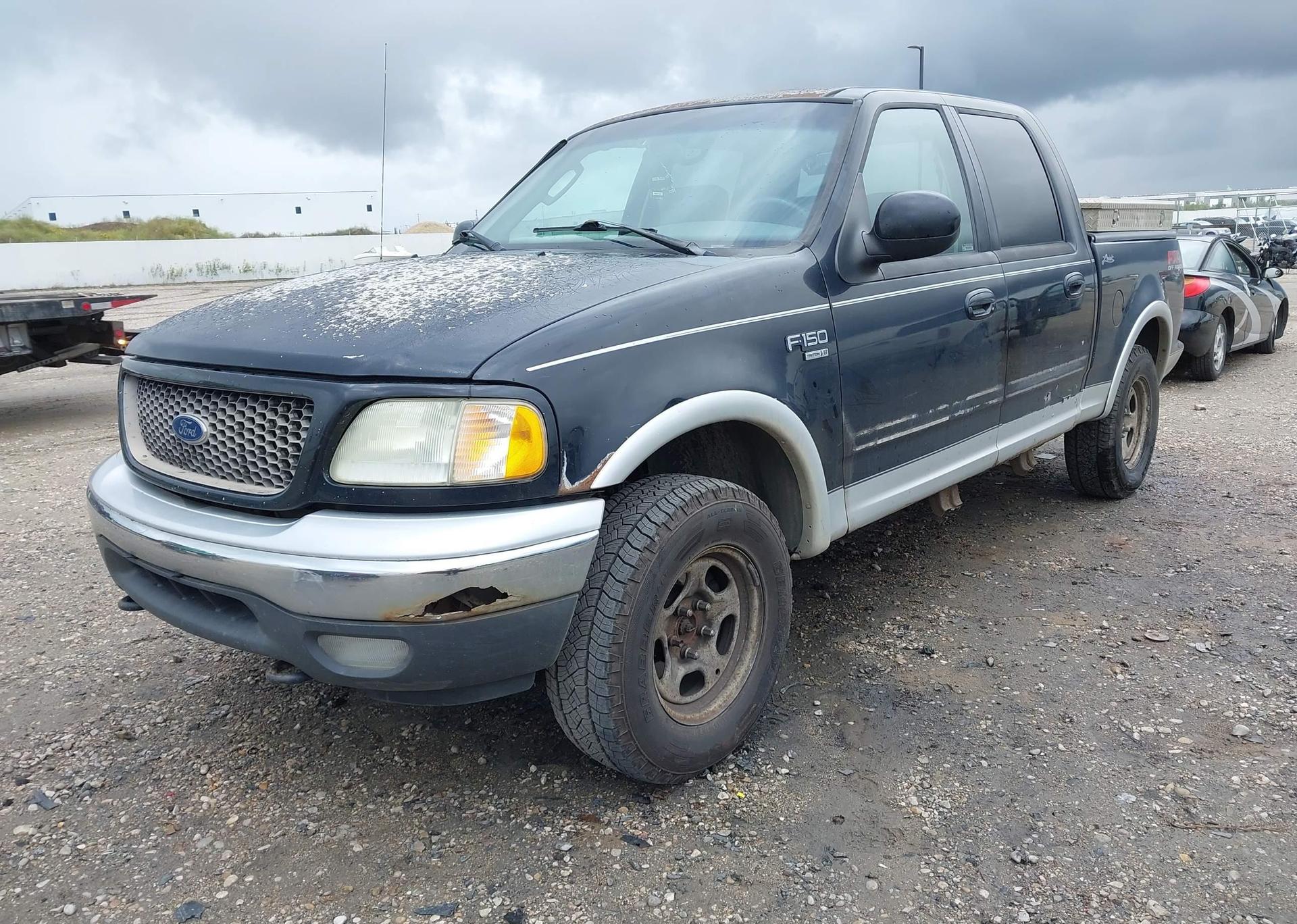 2003 FORD F-150 LARIAT