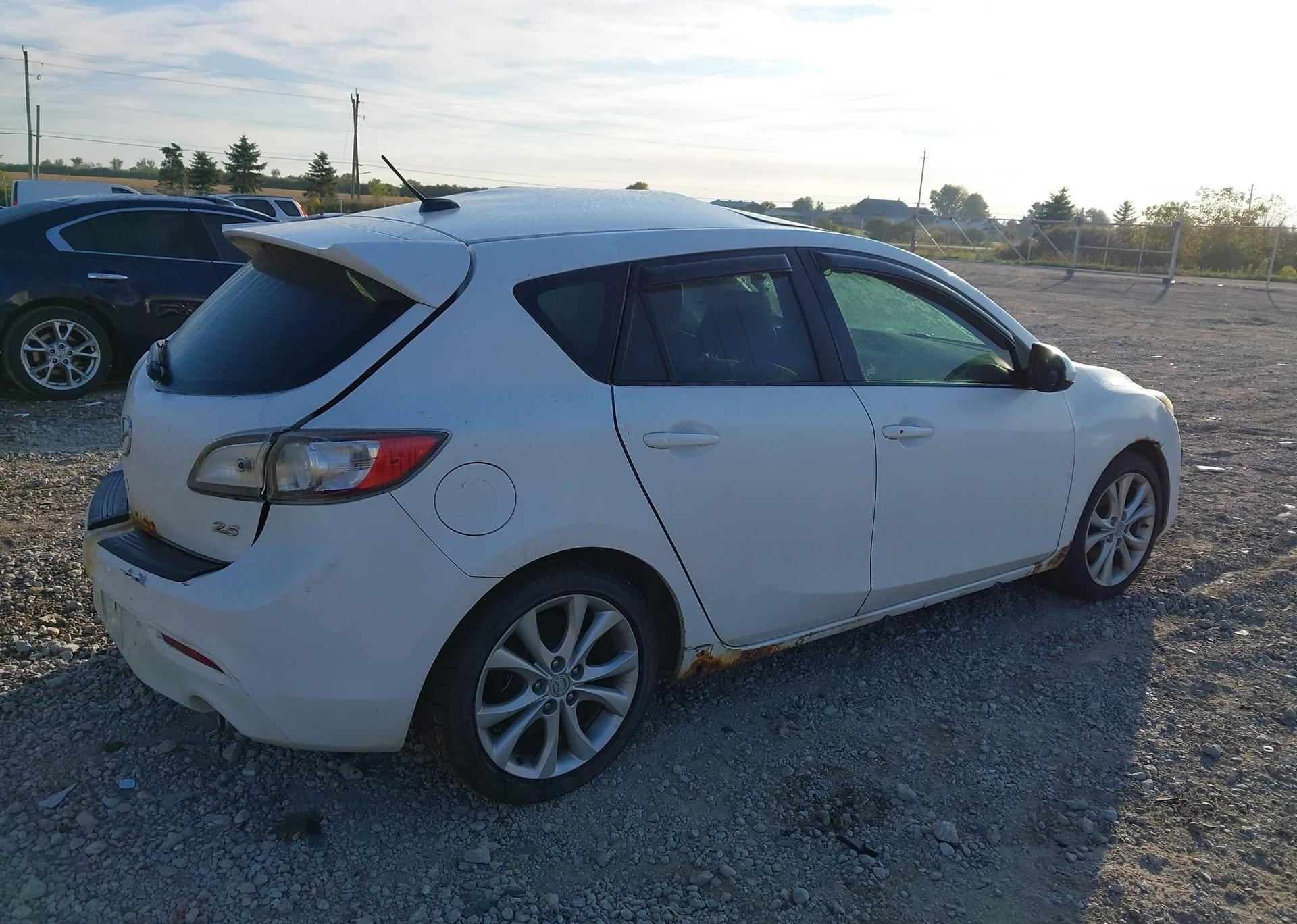 2011 MAZDA MAZDA3 GT