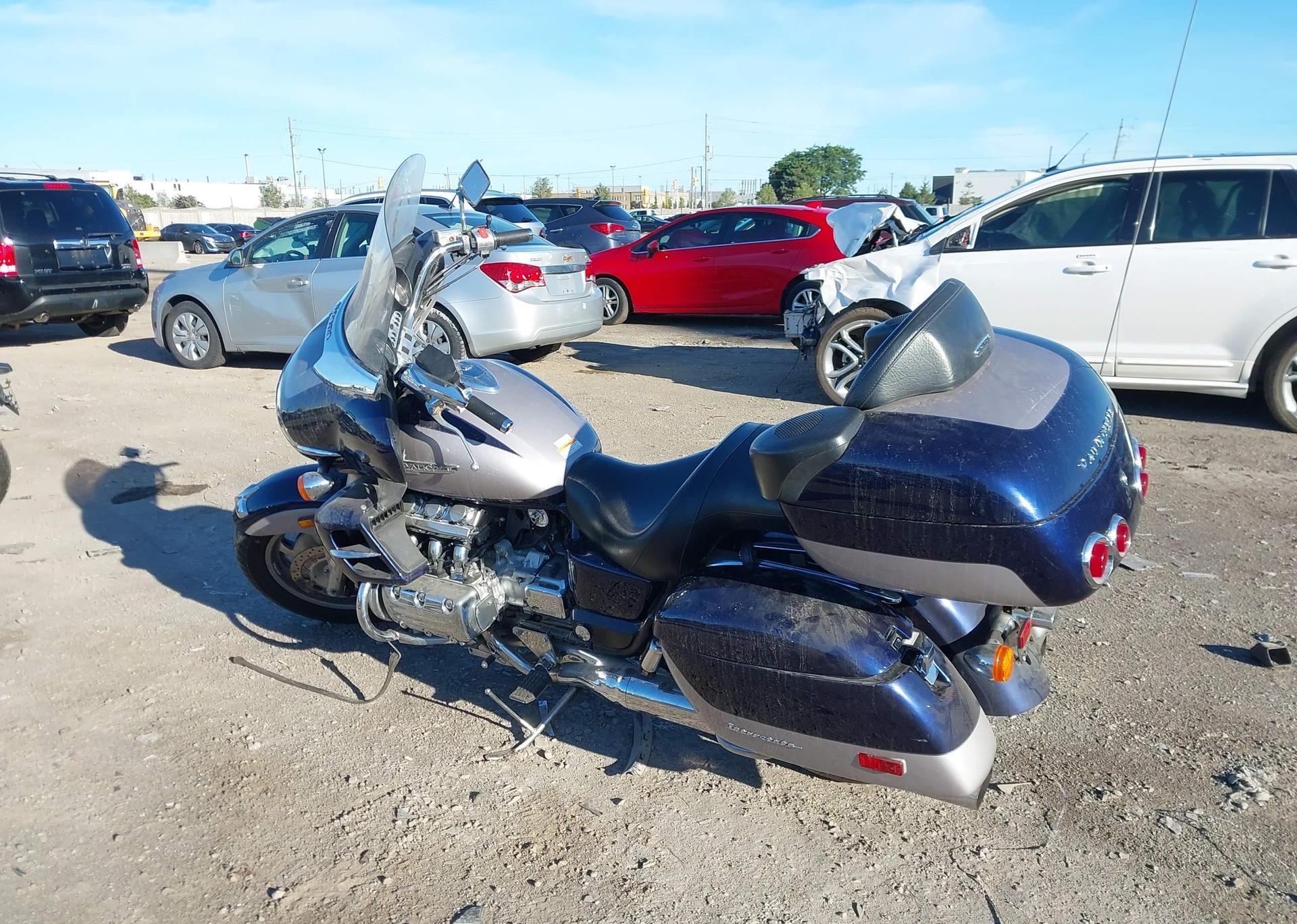 2000 HONDA GL1500 CF
