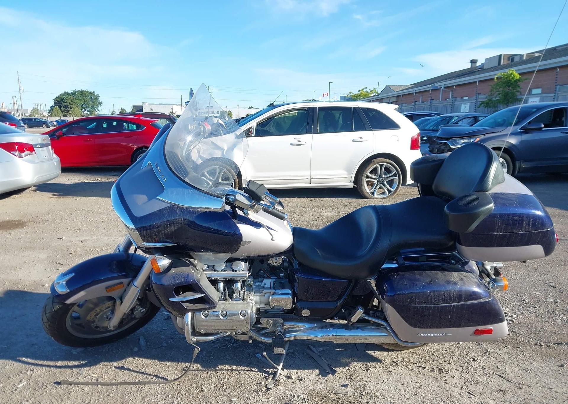 2000 HONDA GL1500 CF
