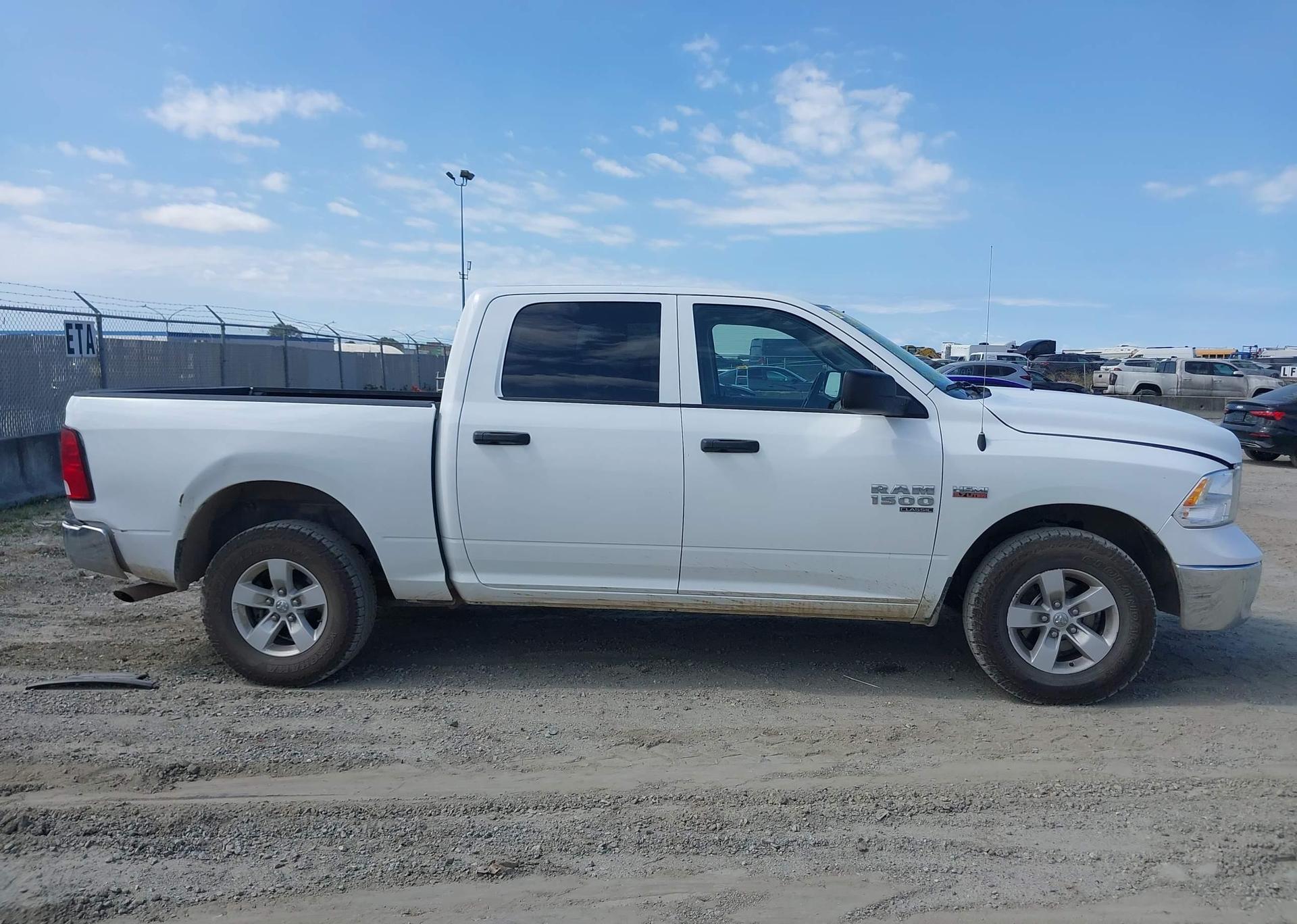 2023 RAM 1500 CLASSIC SLT