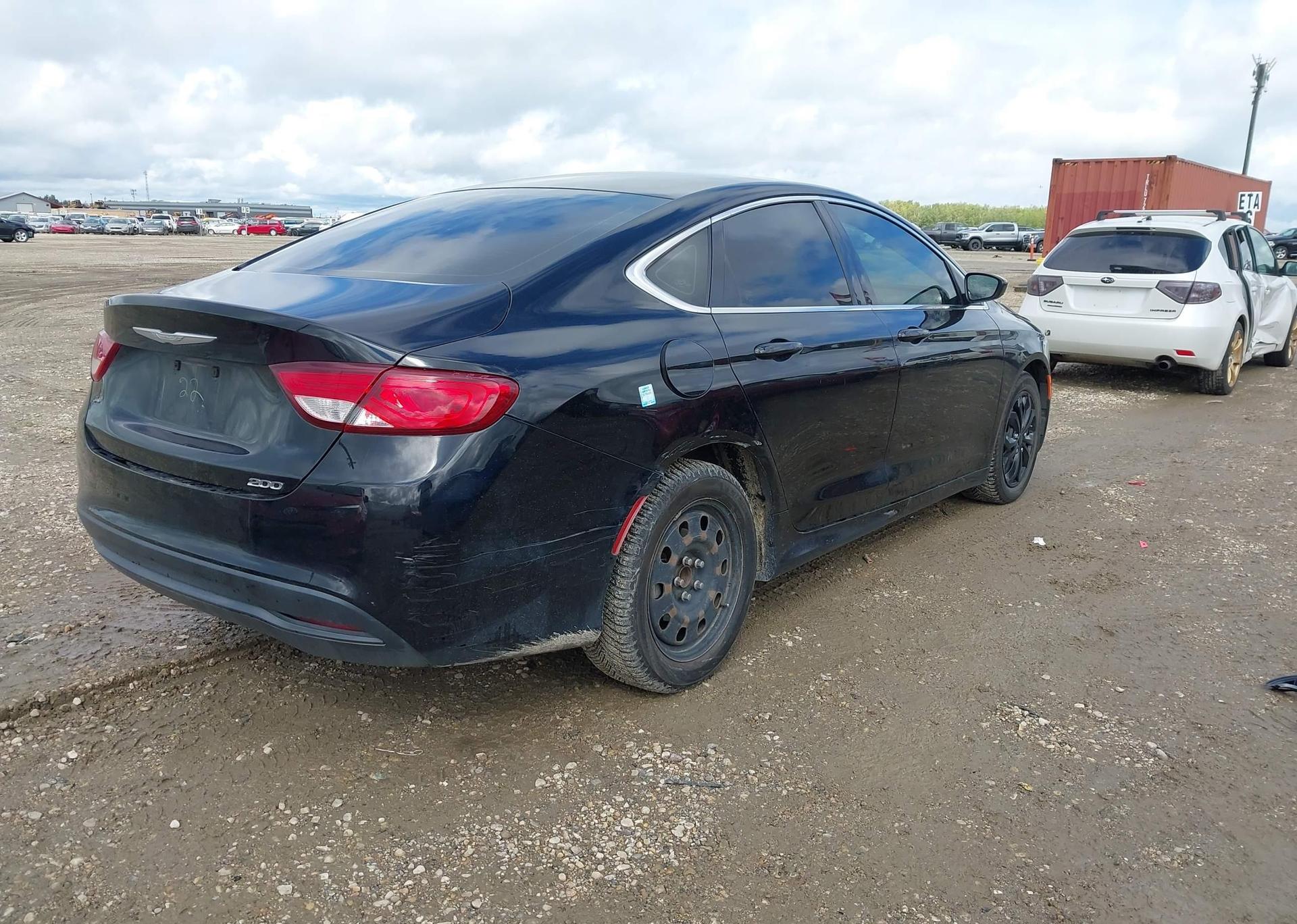 2015 CHRYSLER 200 LX