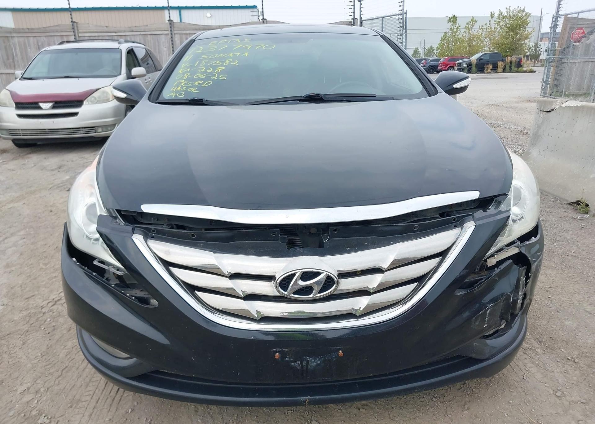 2011 HYUNDAI SONATA SE