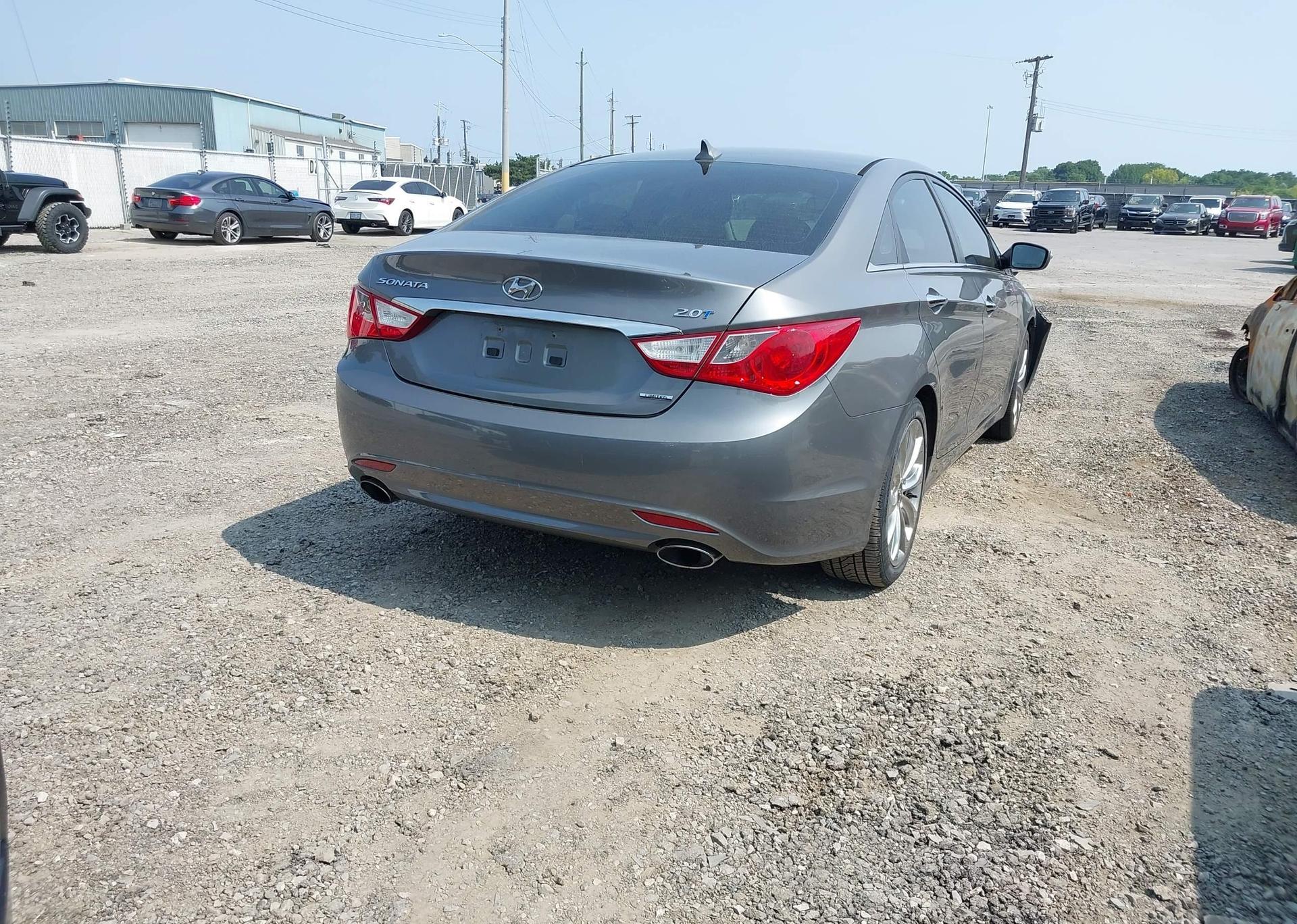 2013 HYUNDAI SONATA 2.0T LIMITED