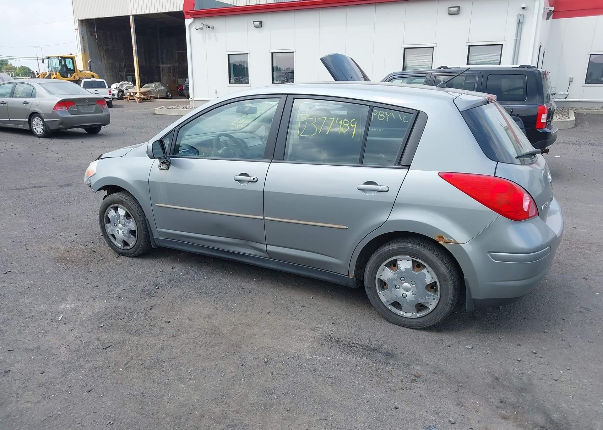 2008 NISSAN VERSA S