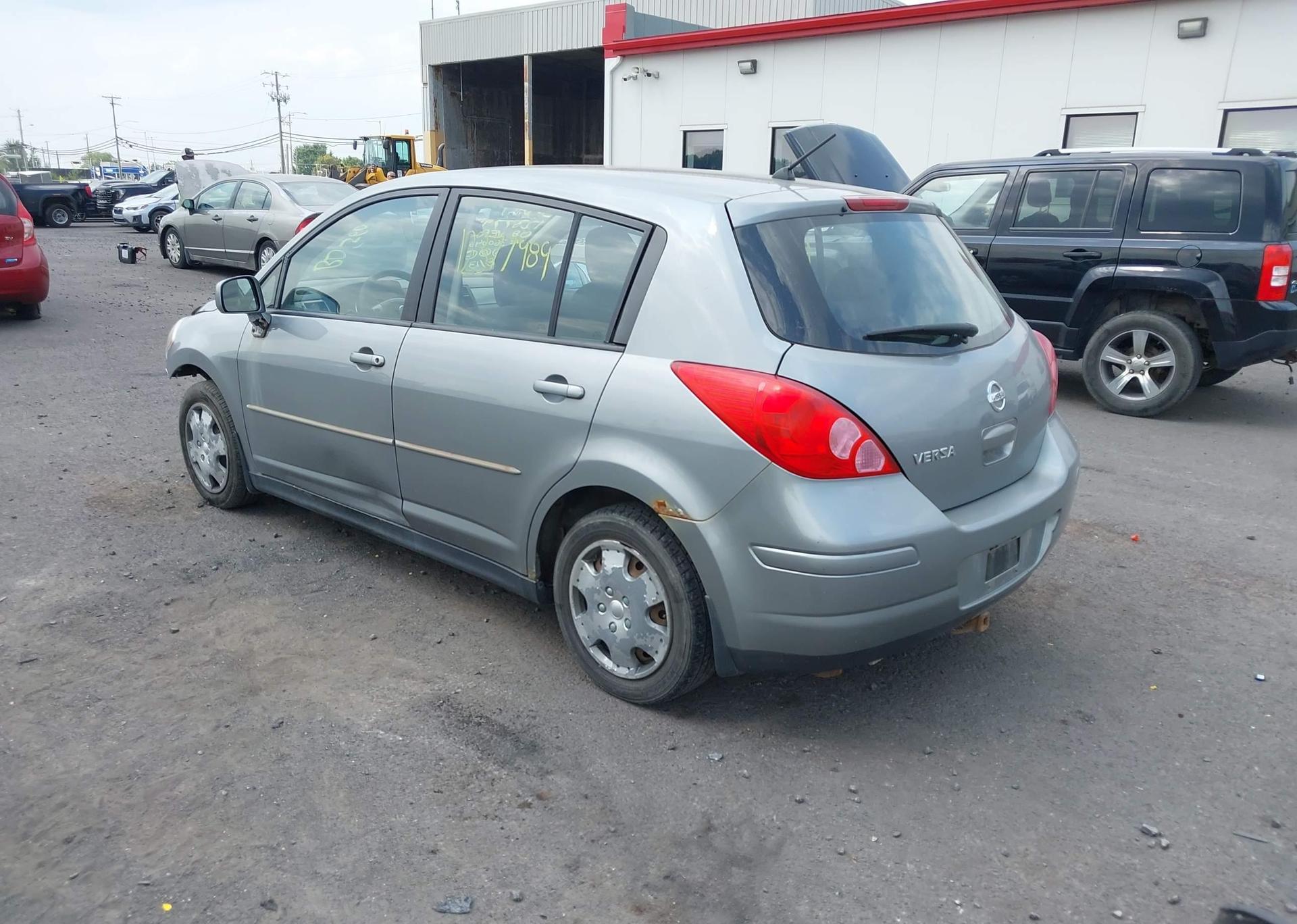 2008 NISSAN VERSA S