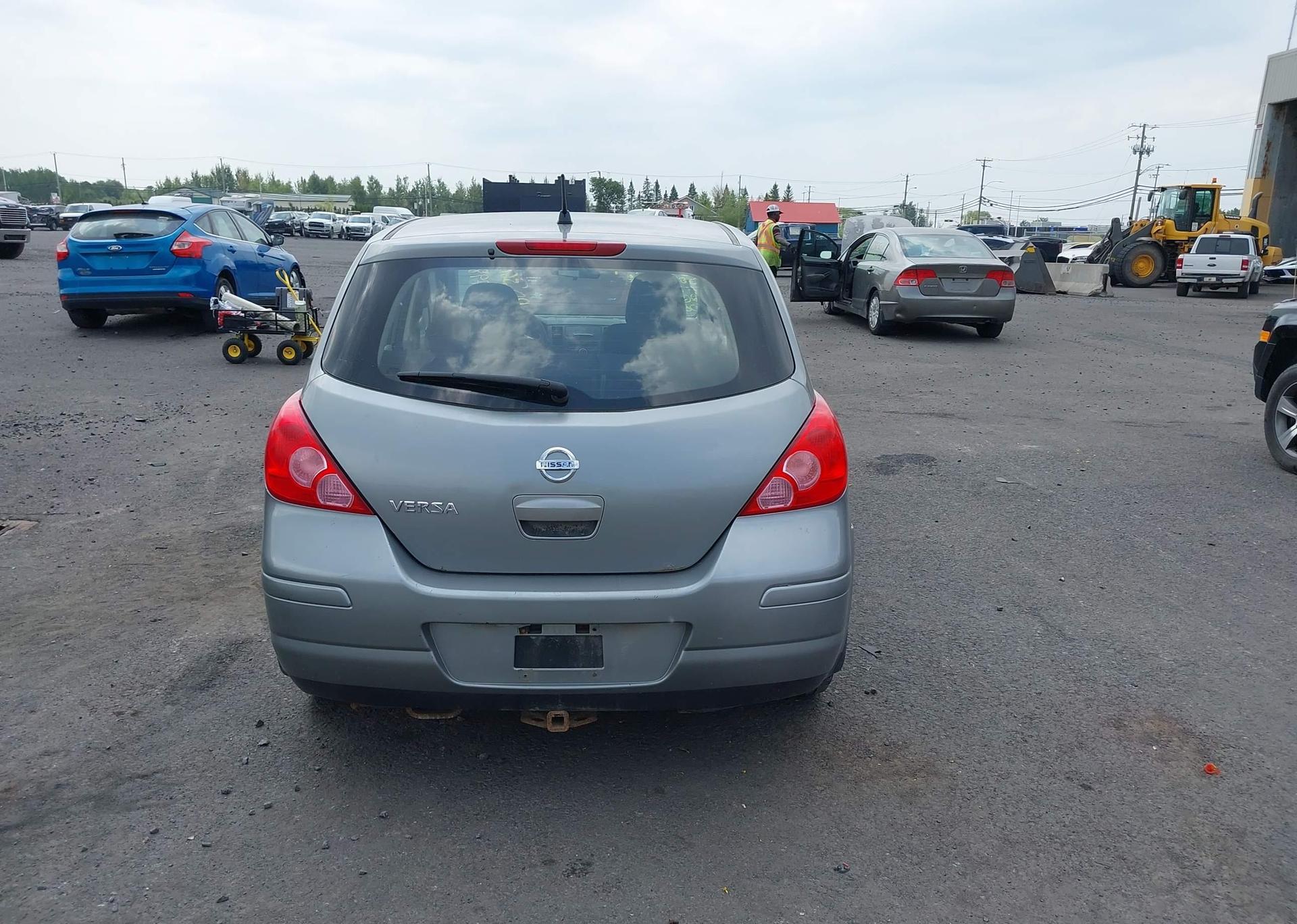 2008 NISSAN VERSA S