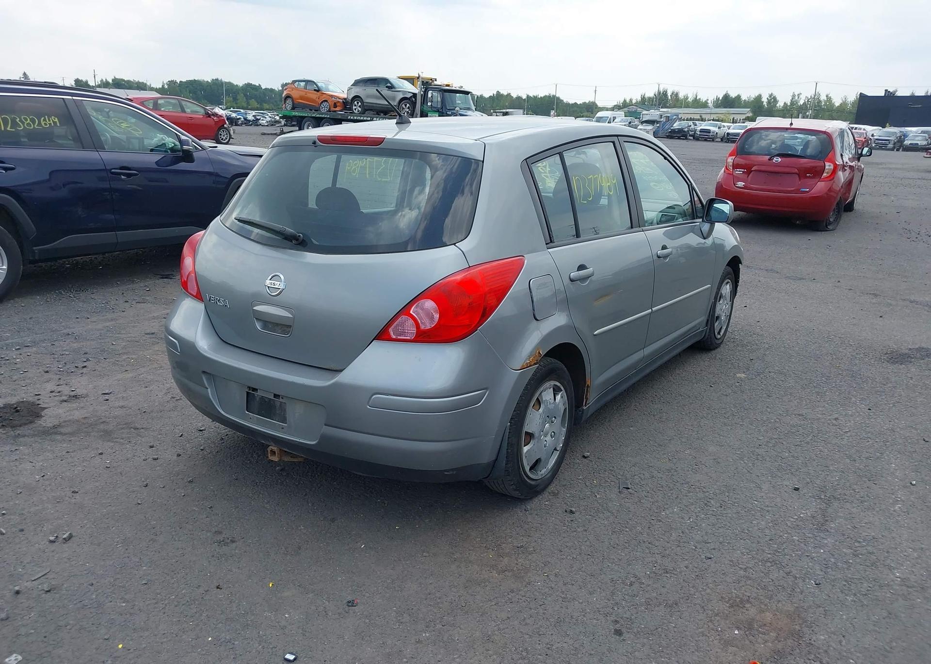 2008 NISSAN VERSA S