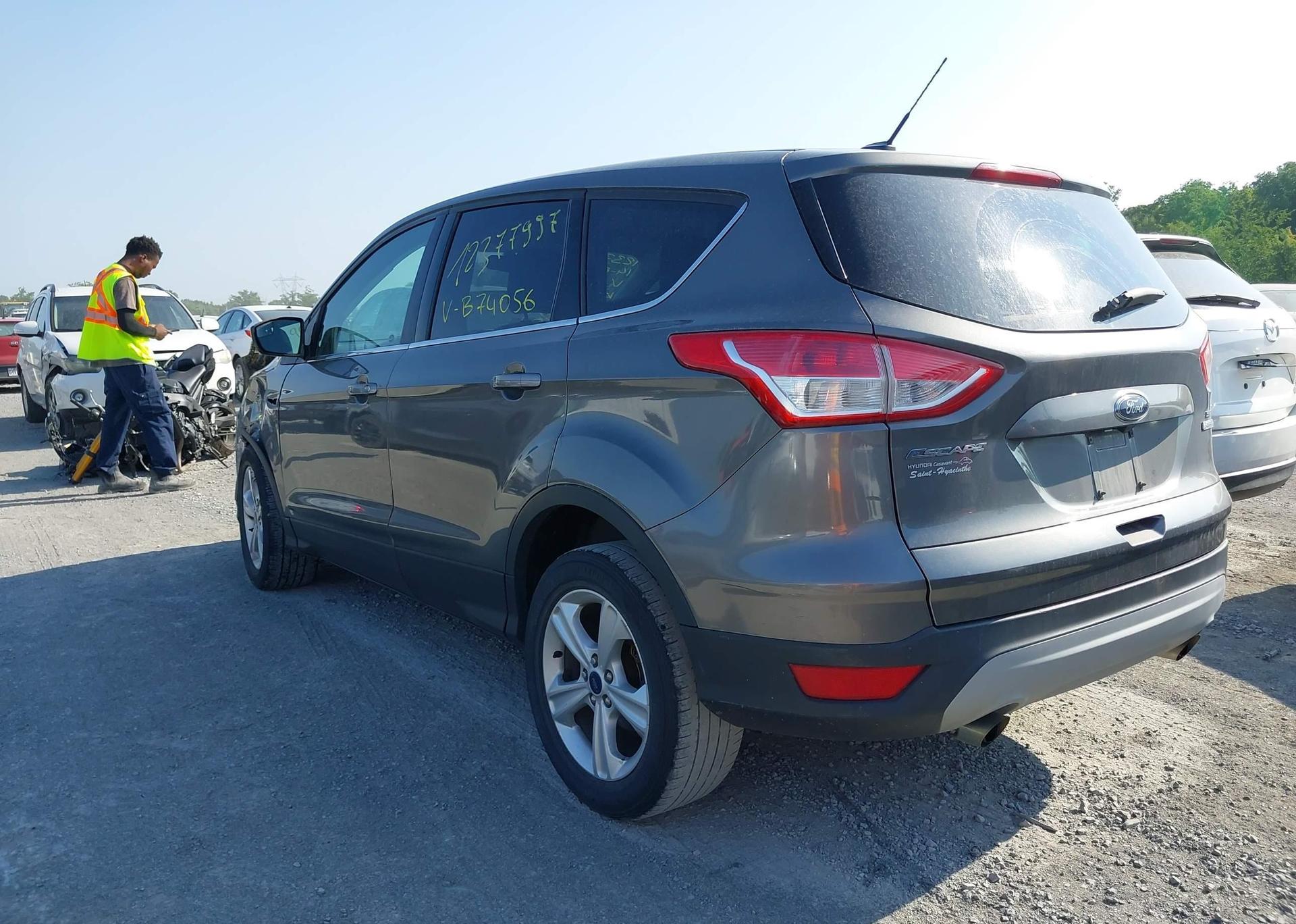 2014 FORD ESCAPE SE