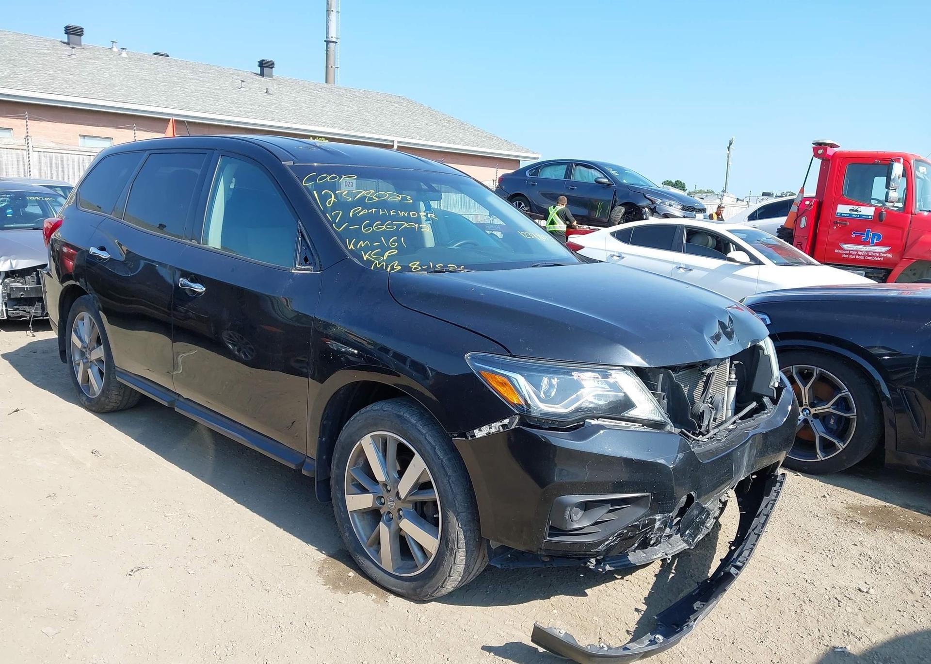 2017 NISSAN PATHFINDER S