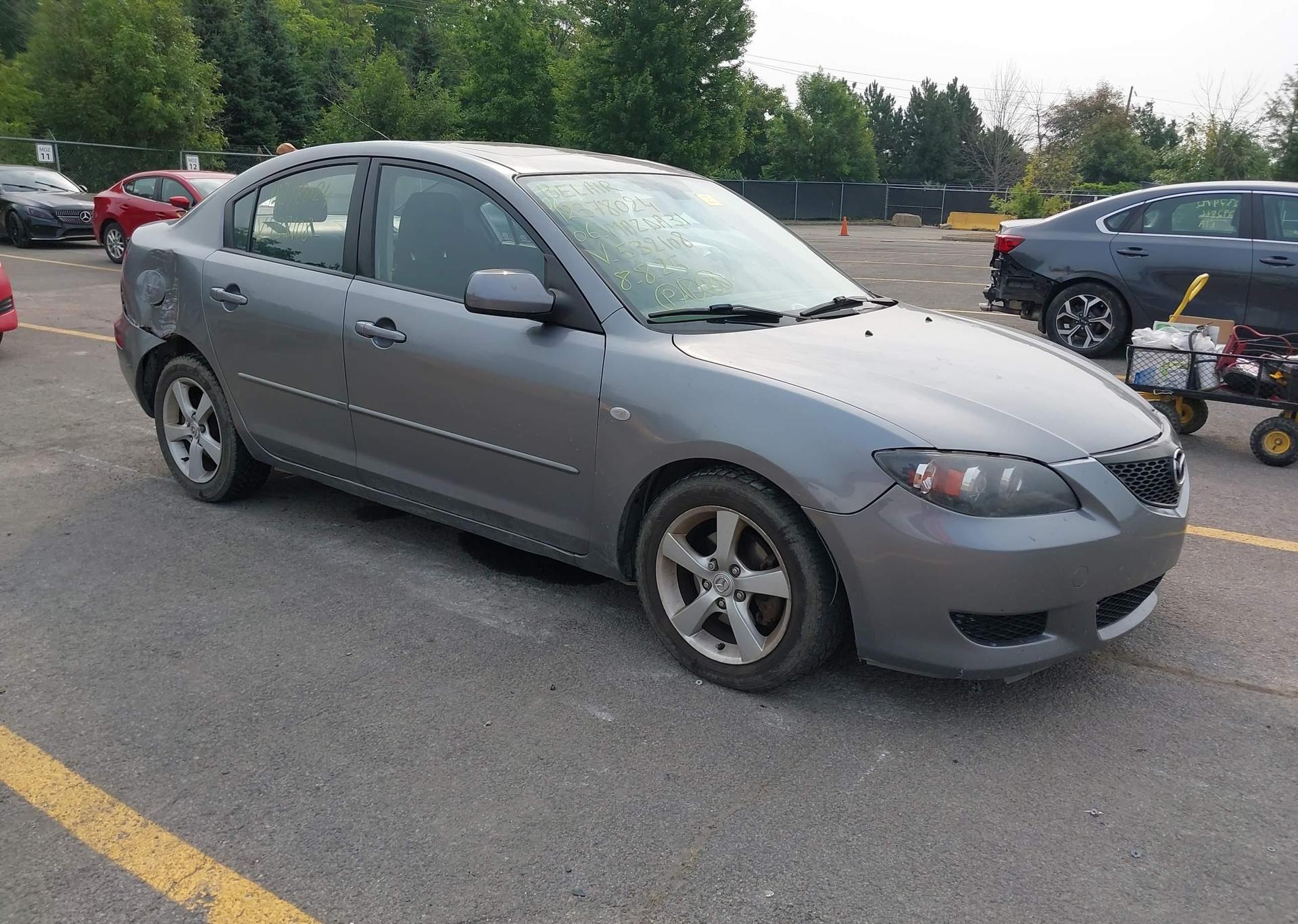2006 MAZDA 3 I