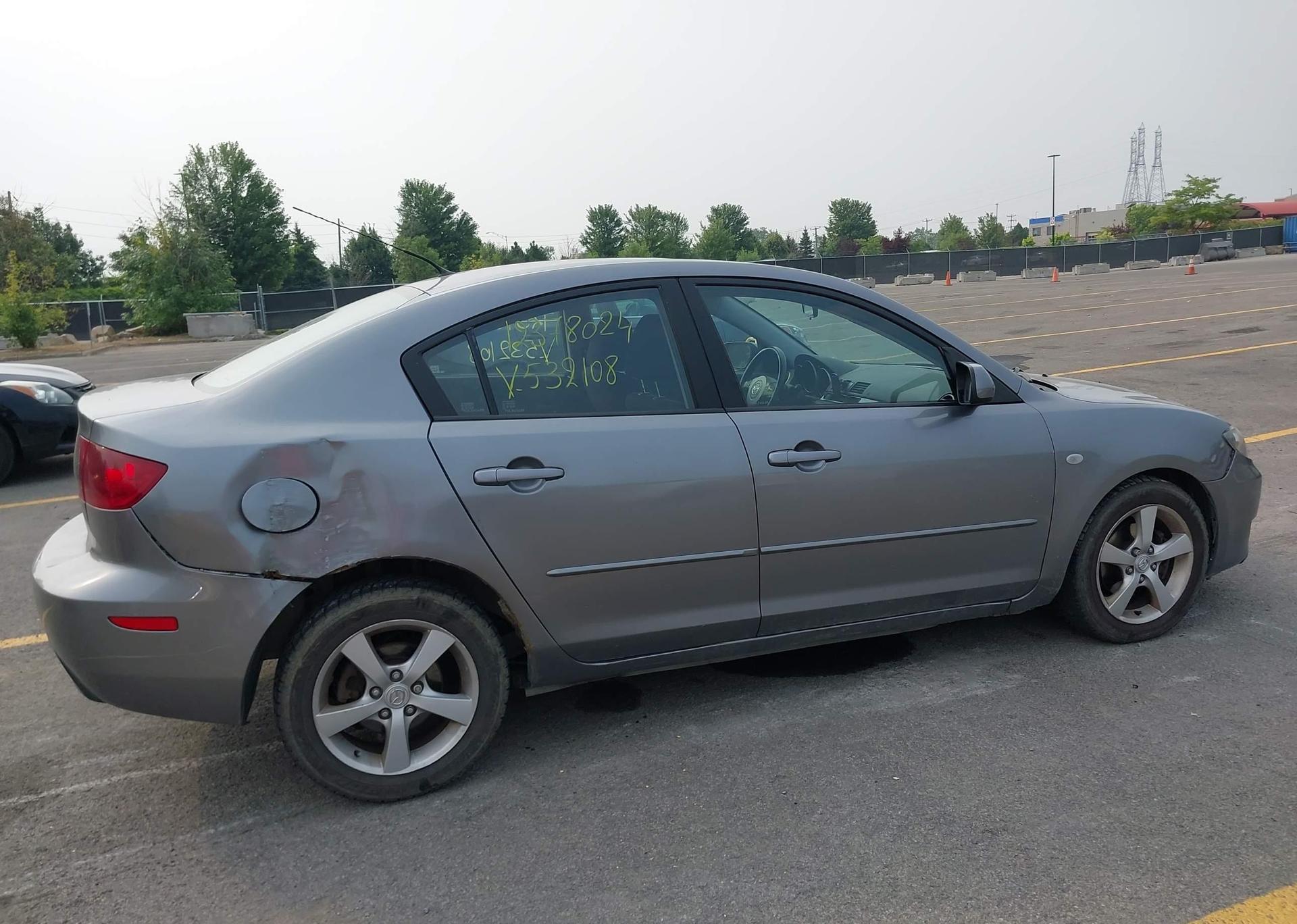 2006 MAZDA 3 I