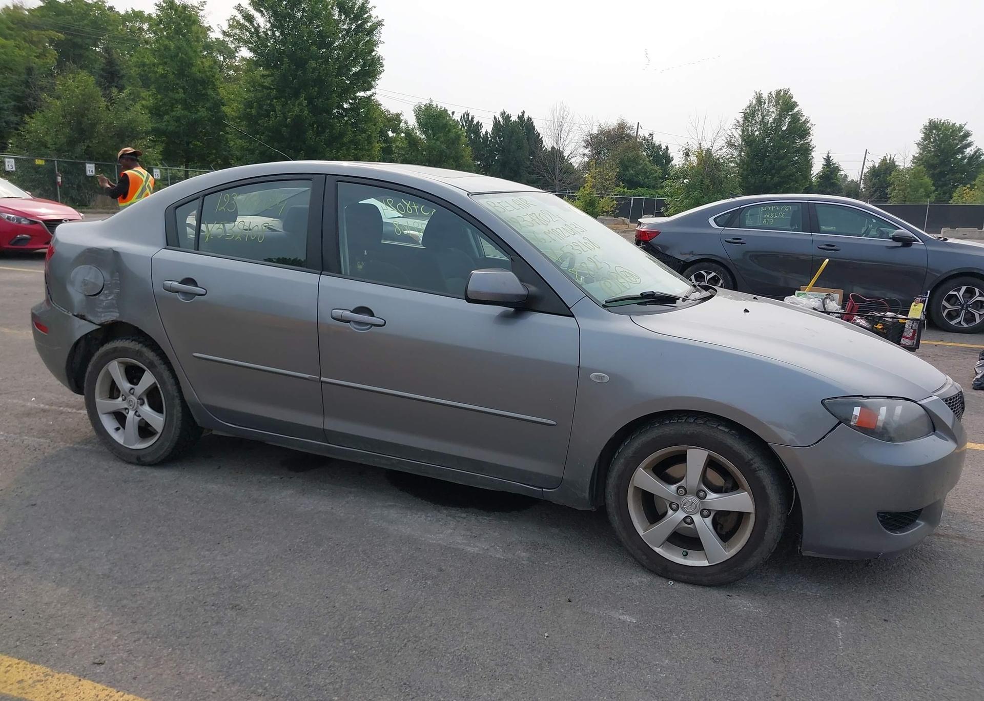 2006 MAZDA 3 I