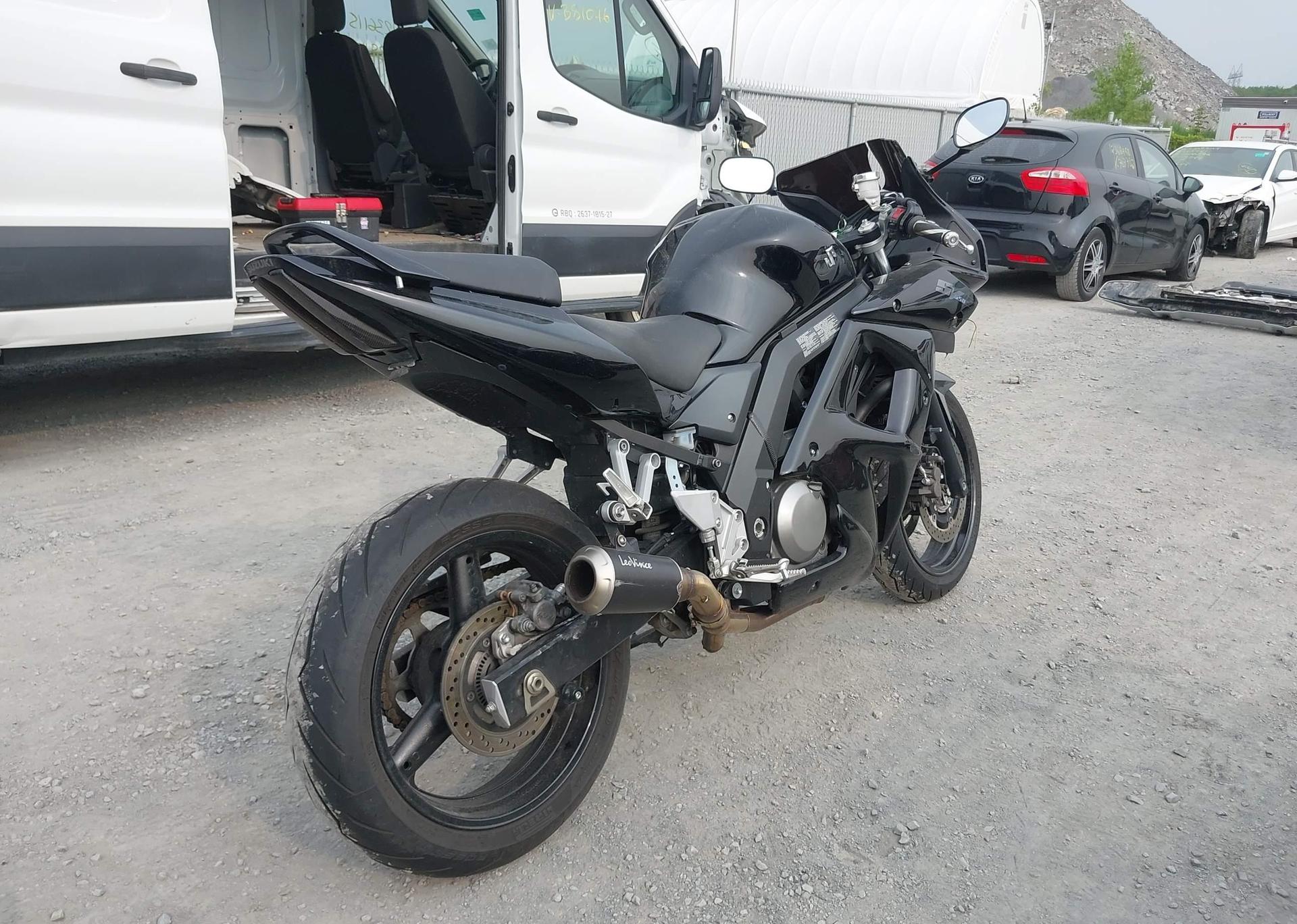 2015 SUZUKI SV650 A