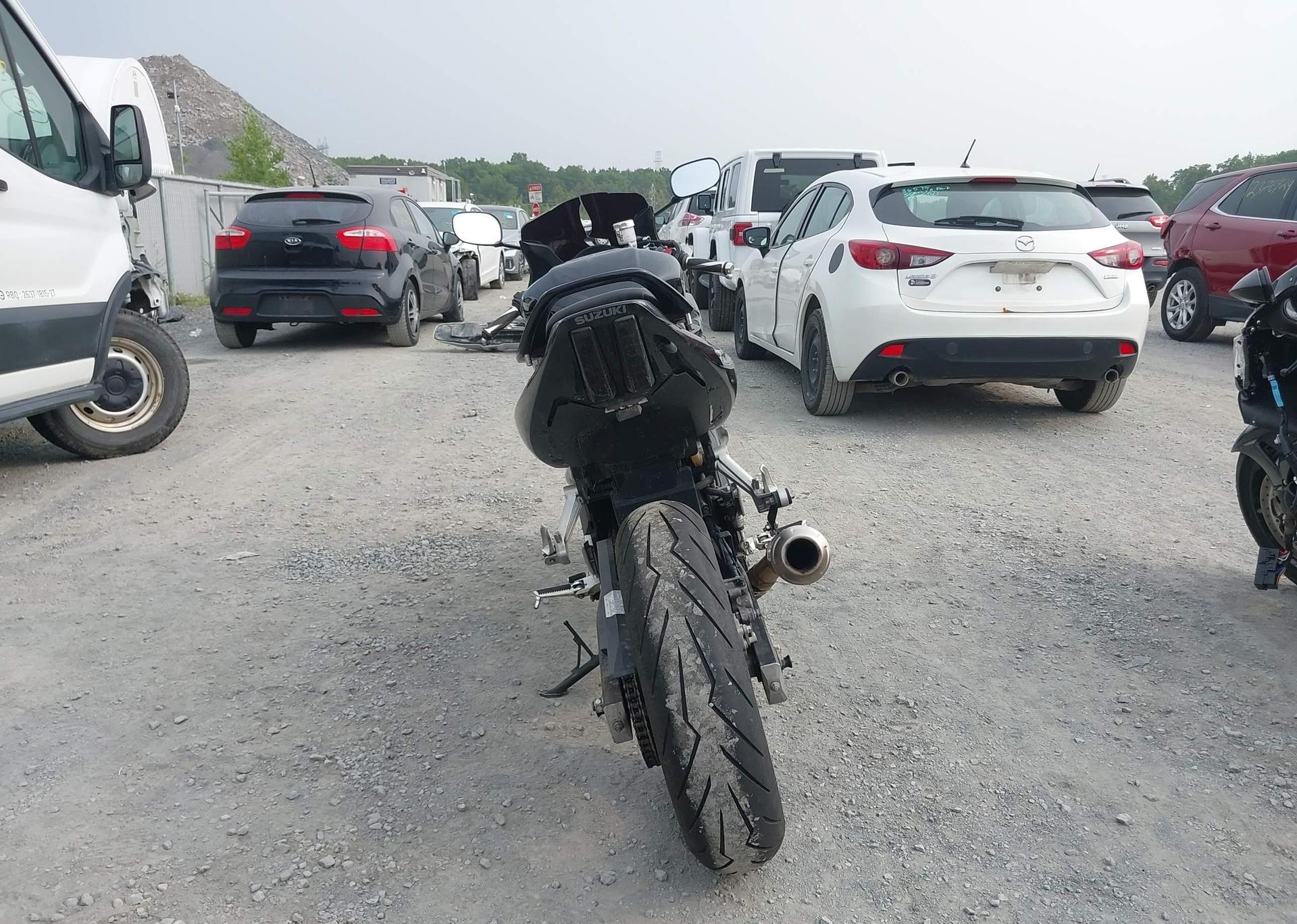 2015 SUZUKI SV650 A
