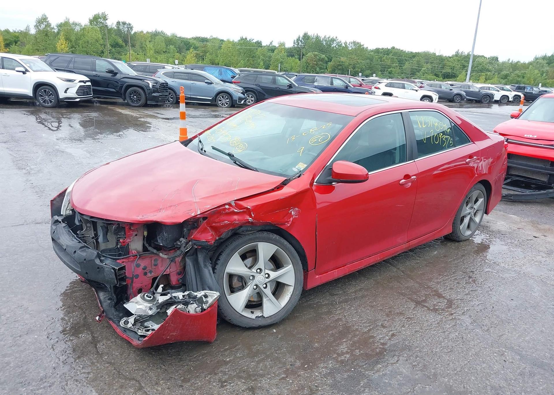 2013 TOYOTA CAMRY L