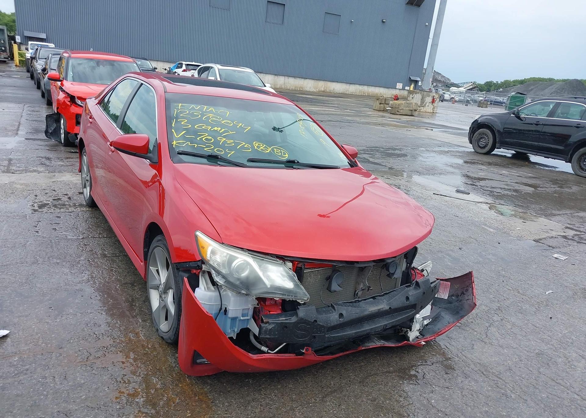 2013 TOYOTA CAMRY L