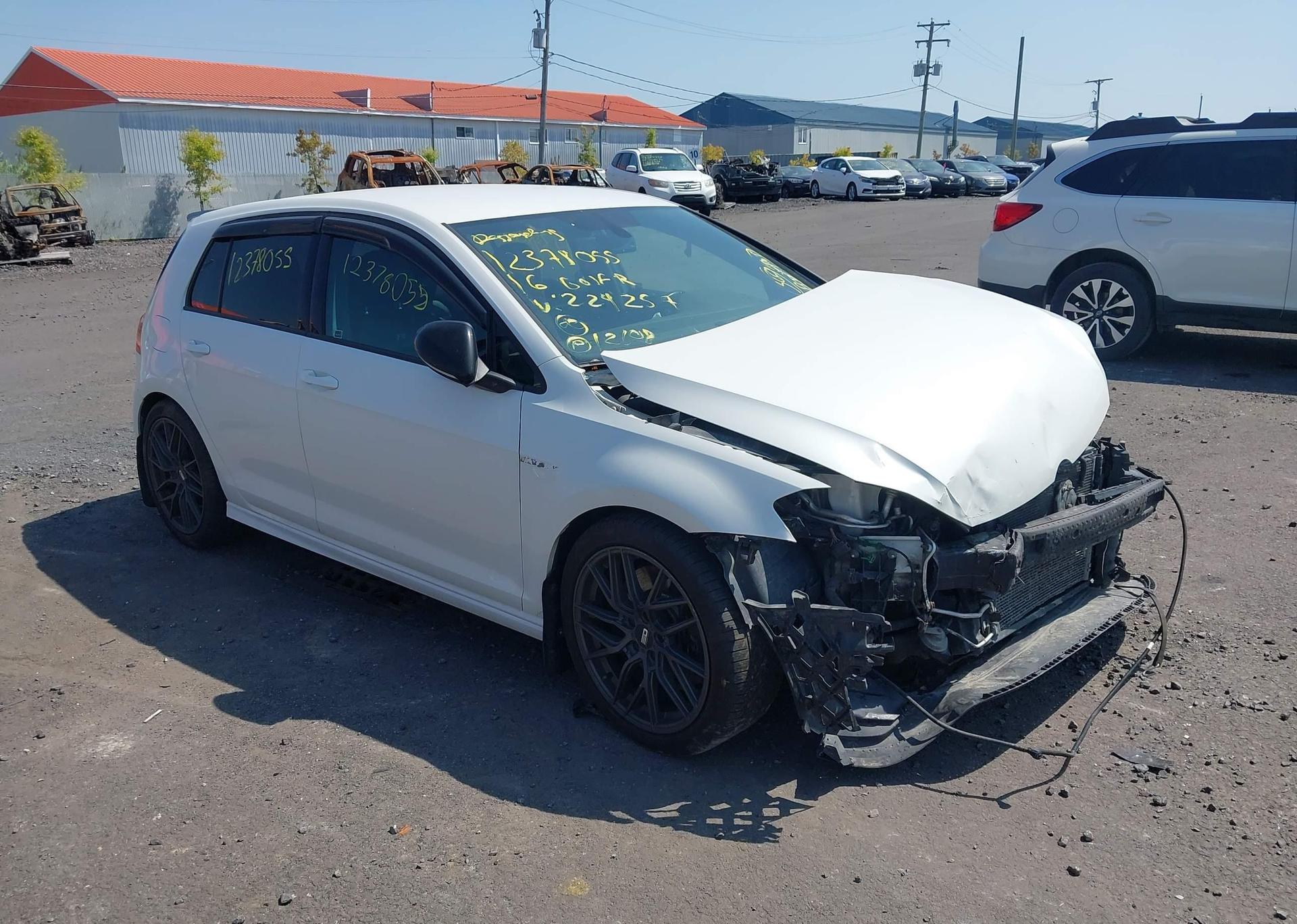 2016 VOLKSWAGEN GOLF R