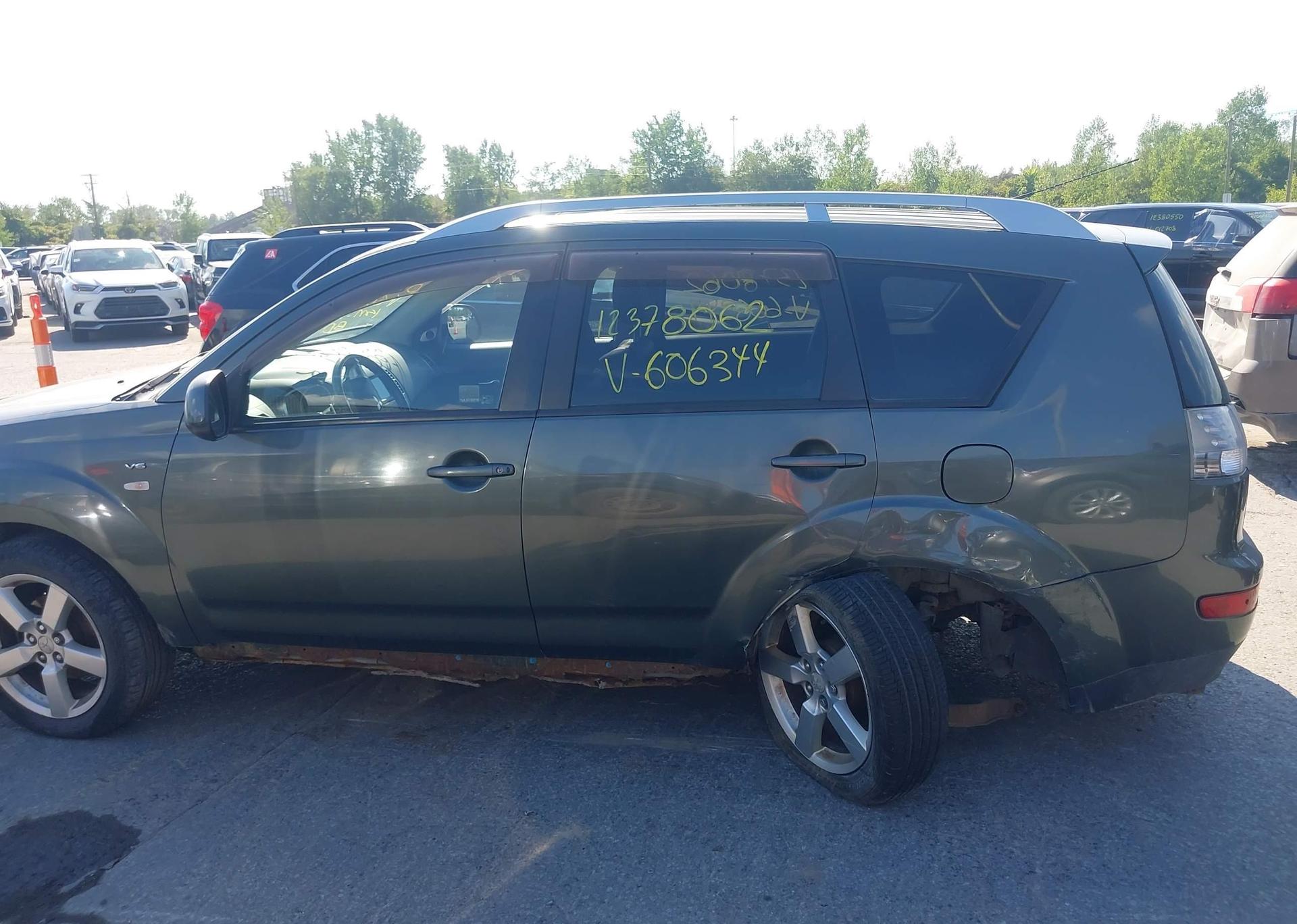 2009 MITSUBISHI OUTLANDER XLS