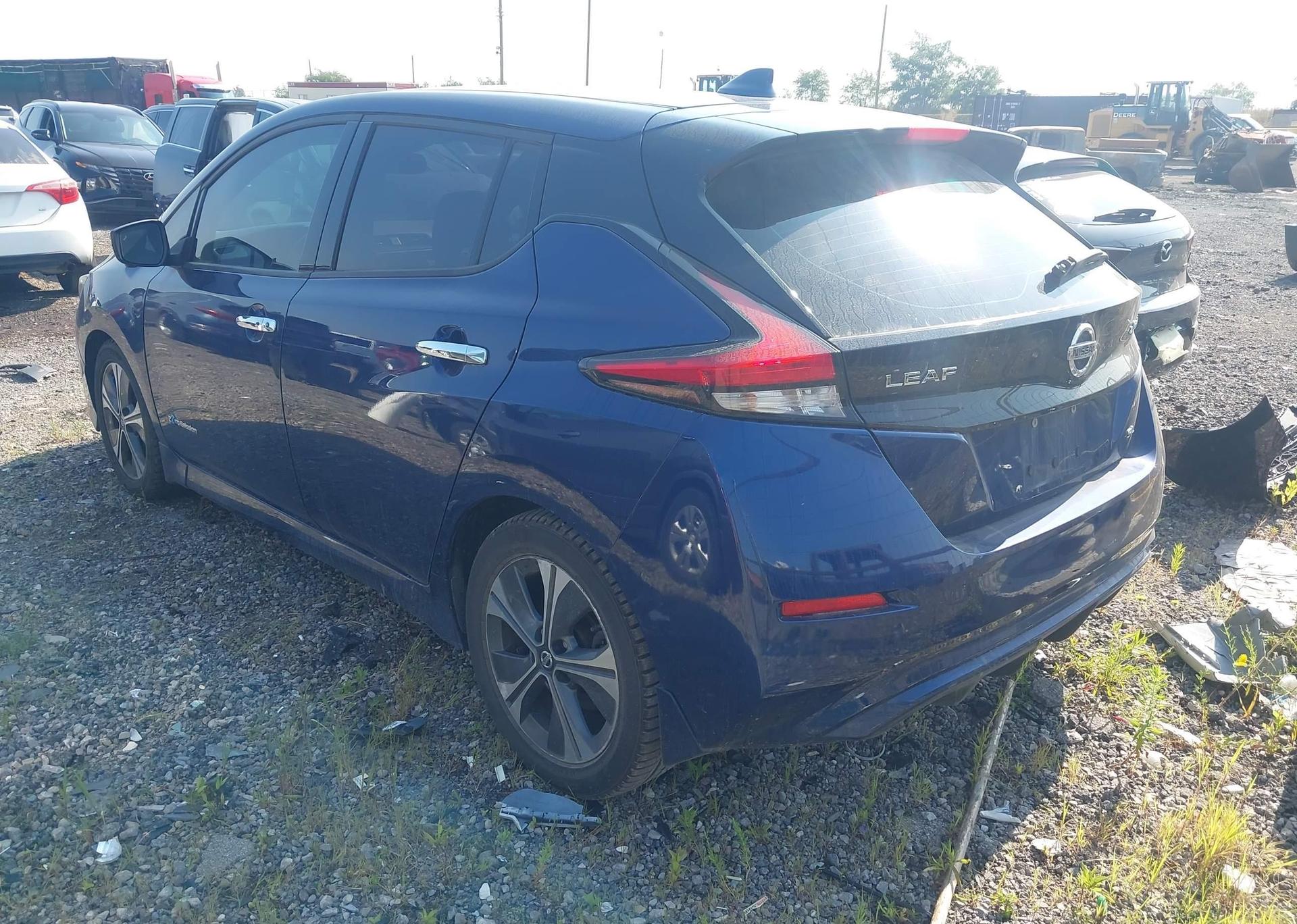 2018 NISSAN LEAF S