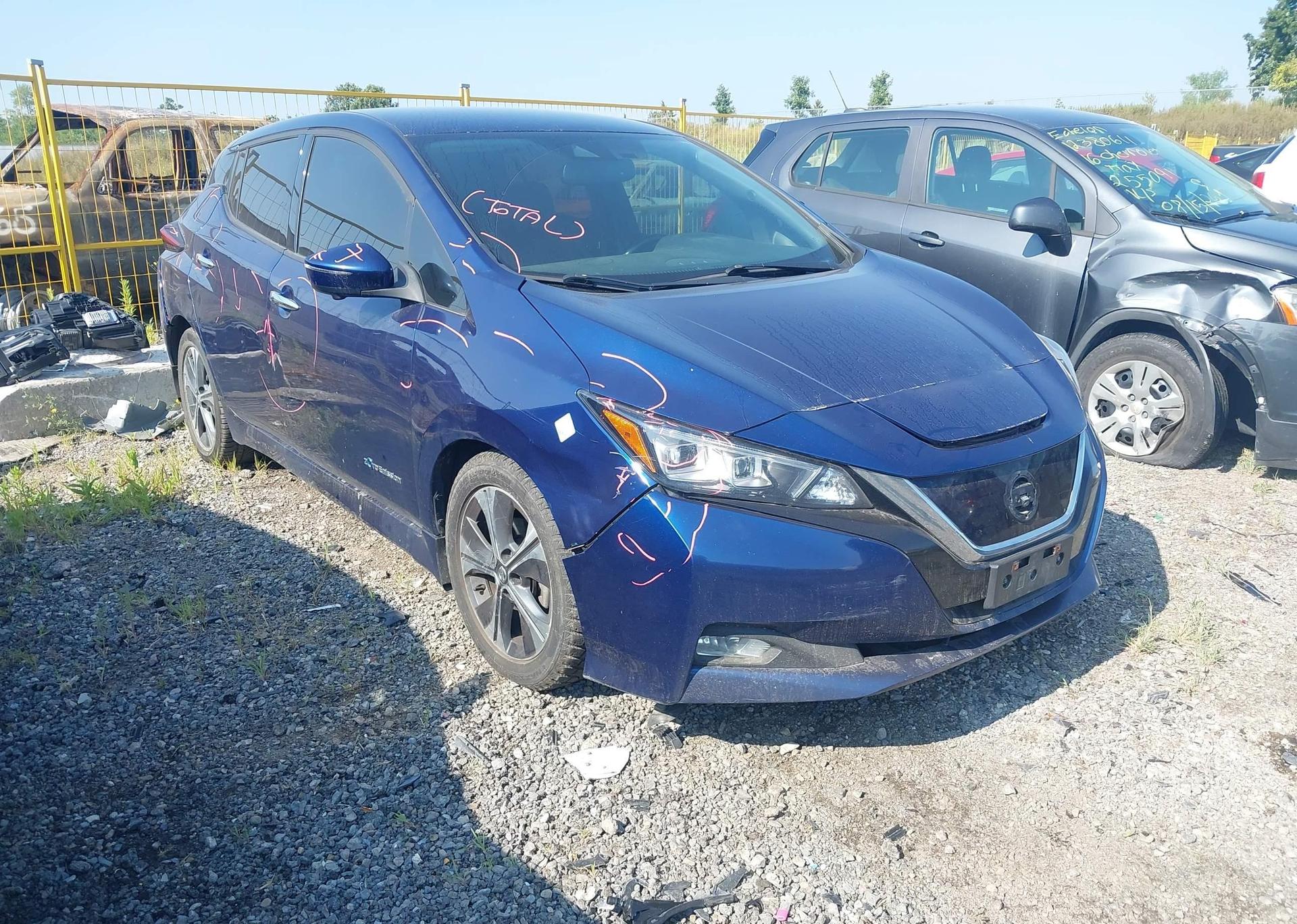 2018 NISSAN LEAF S