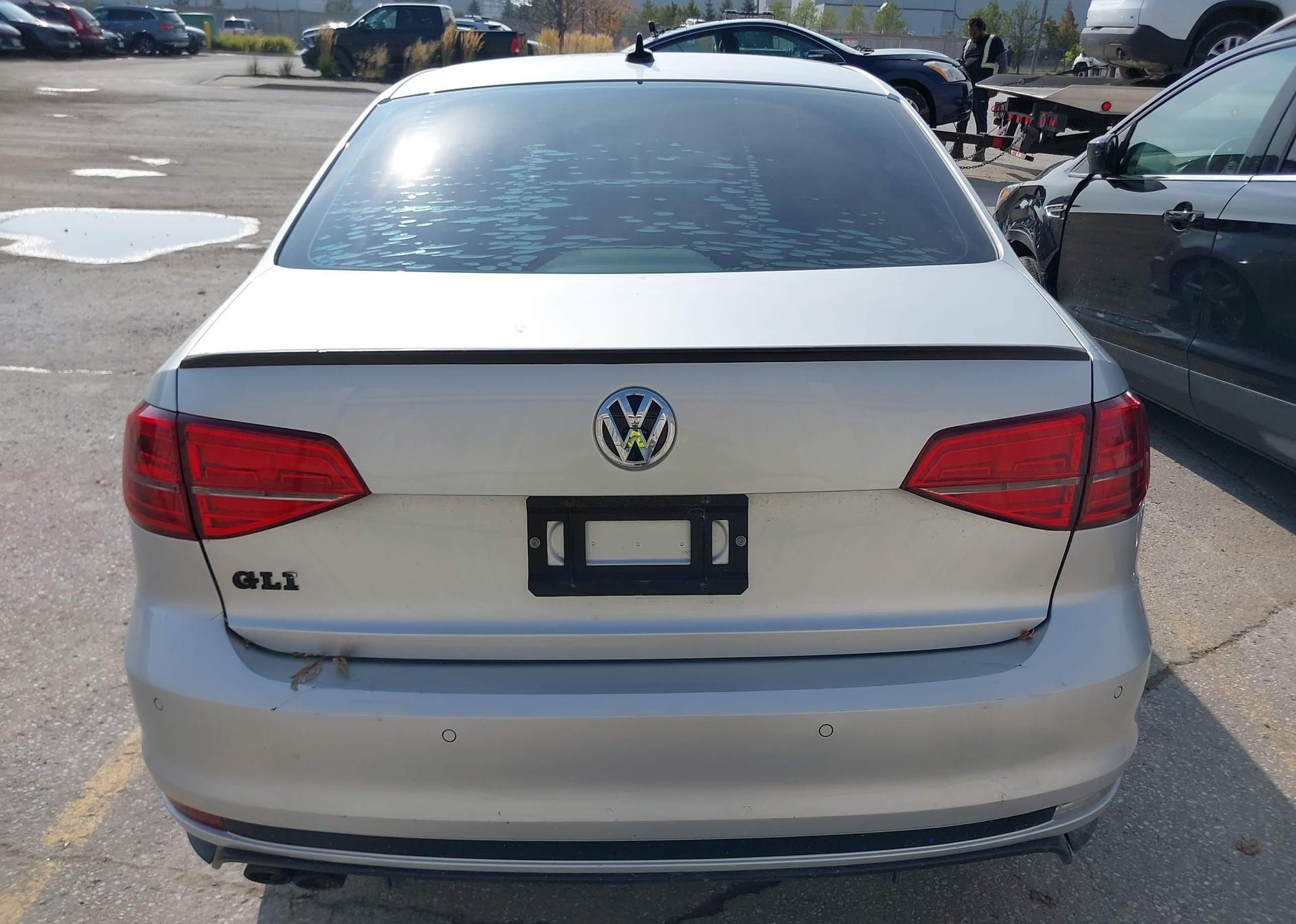 2016 VOLKSWAGEN JETTA GLI