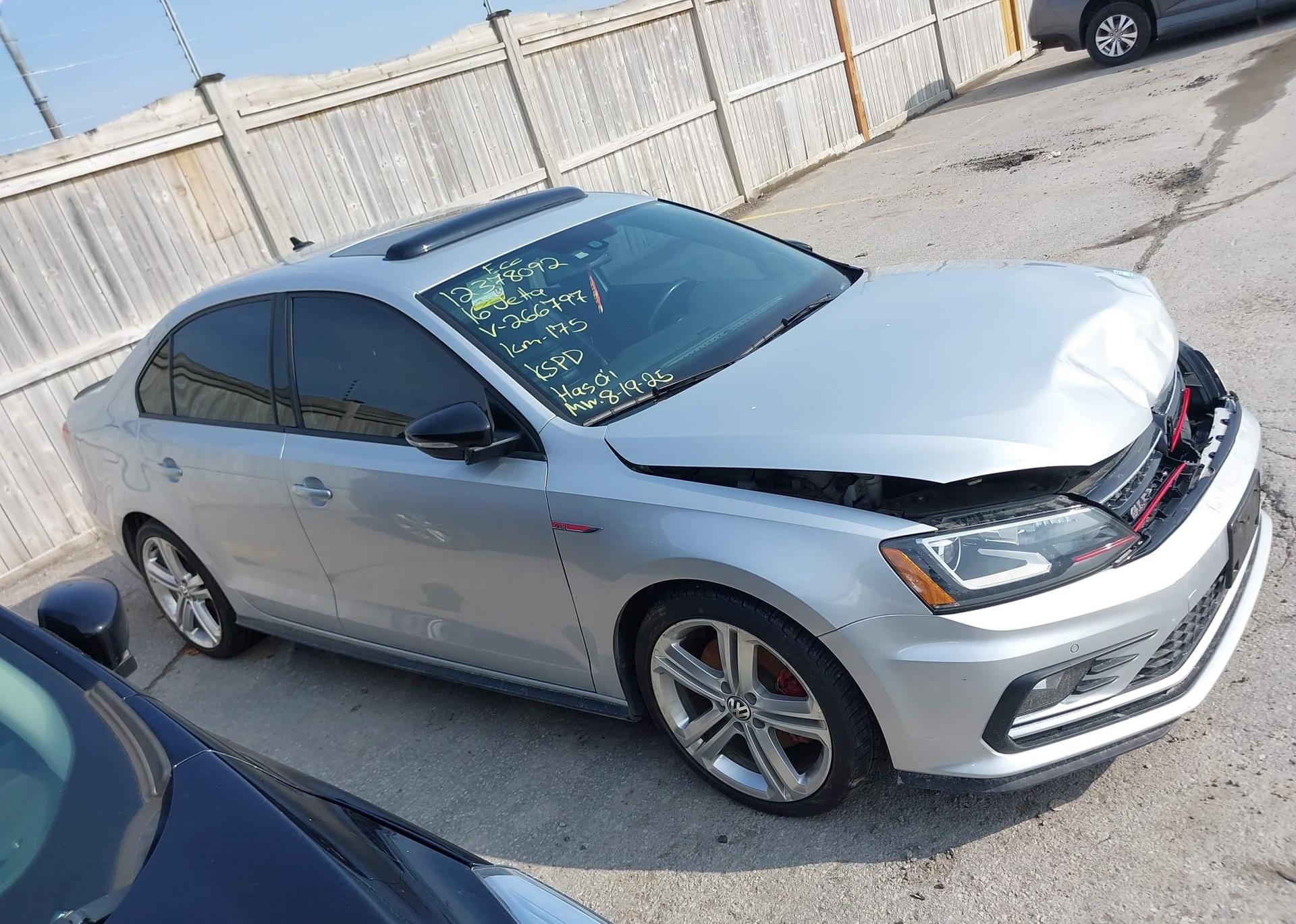 2016 VOLKSWAGEN JETTA GLI
