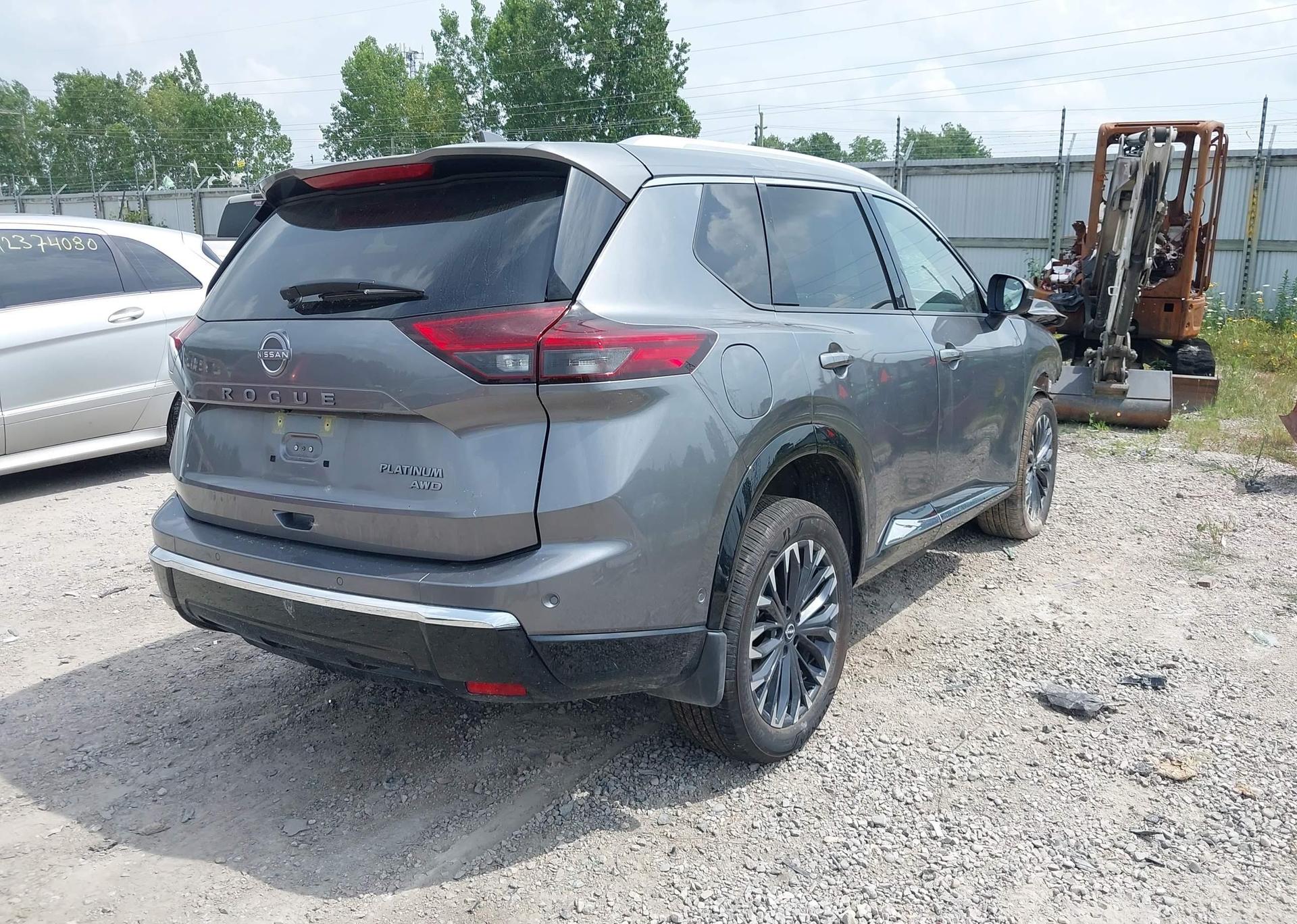 2024 NISSAN ROGUE PLATINUM