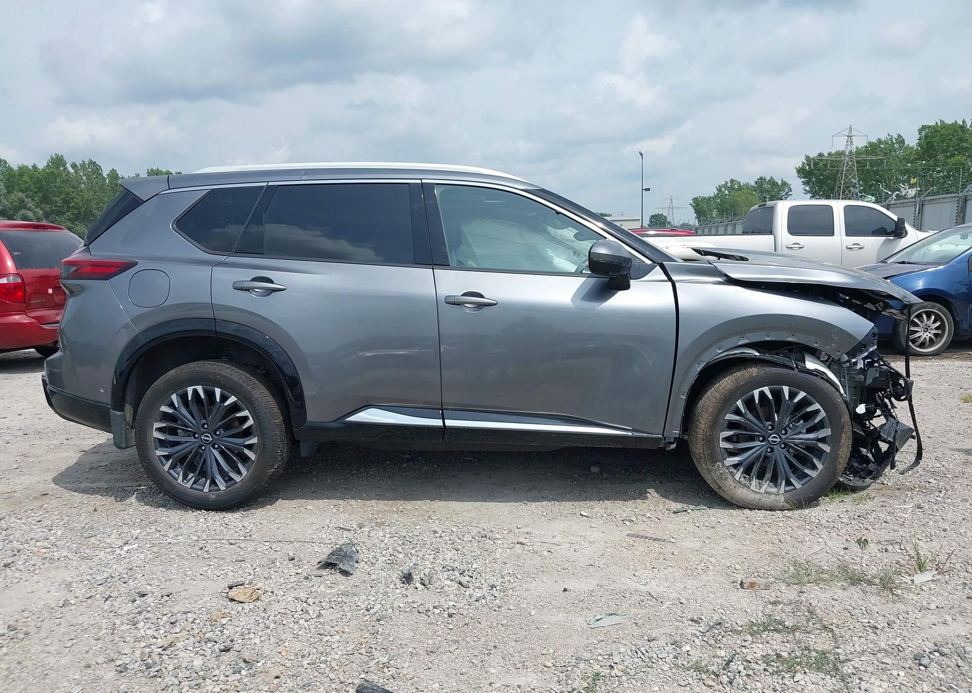 2024 NISSAN ROGUE PLATINUM