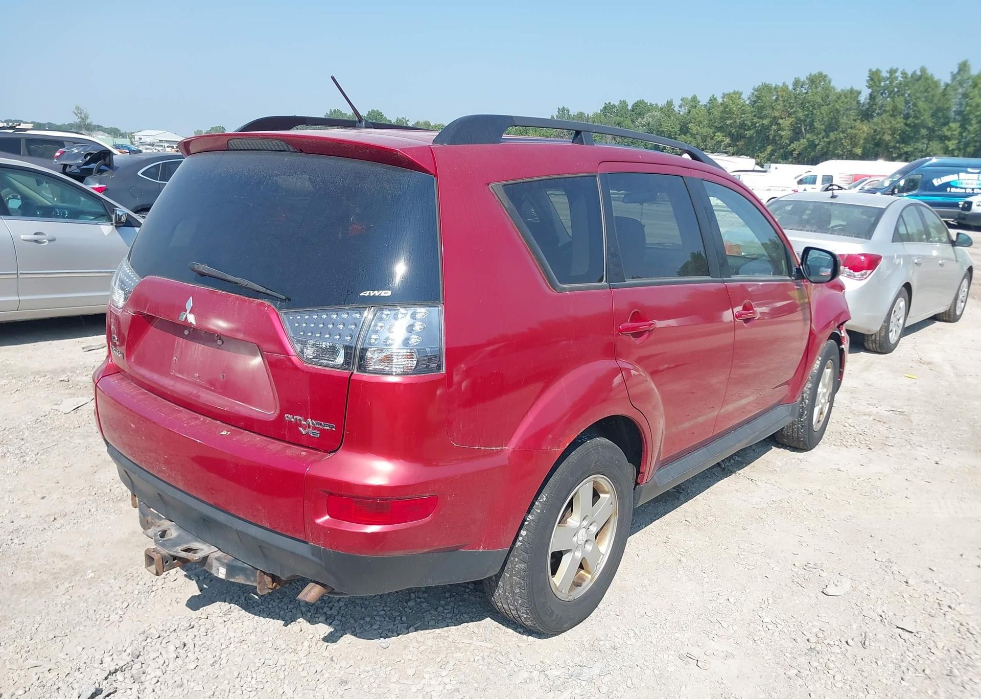 2010 MITSUBISHI OUTLANDER XLS