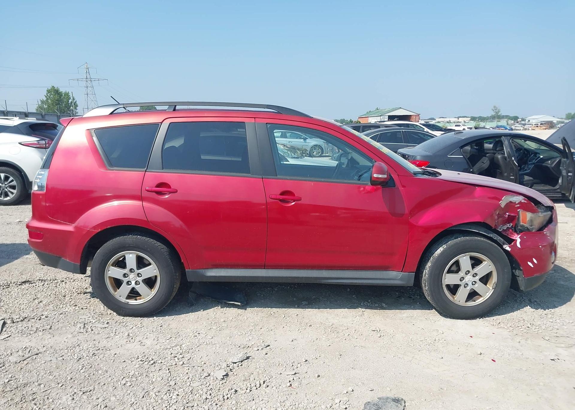 2010 MITSUBISHI OUTLANDER XLS