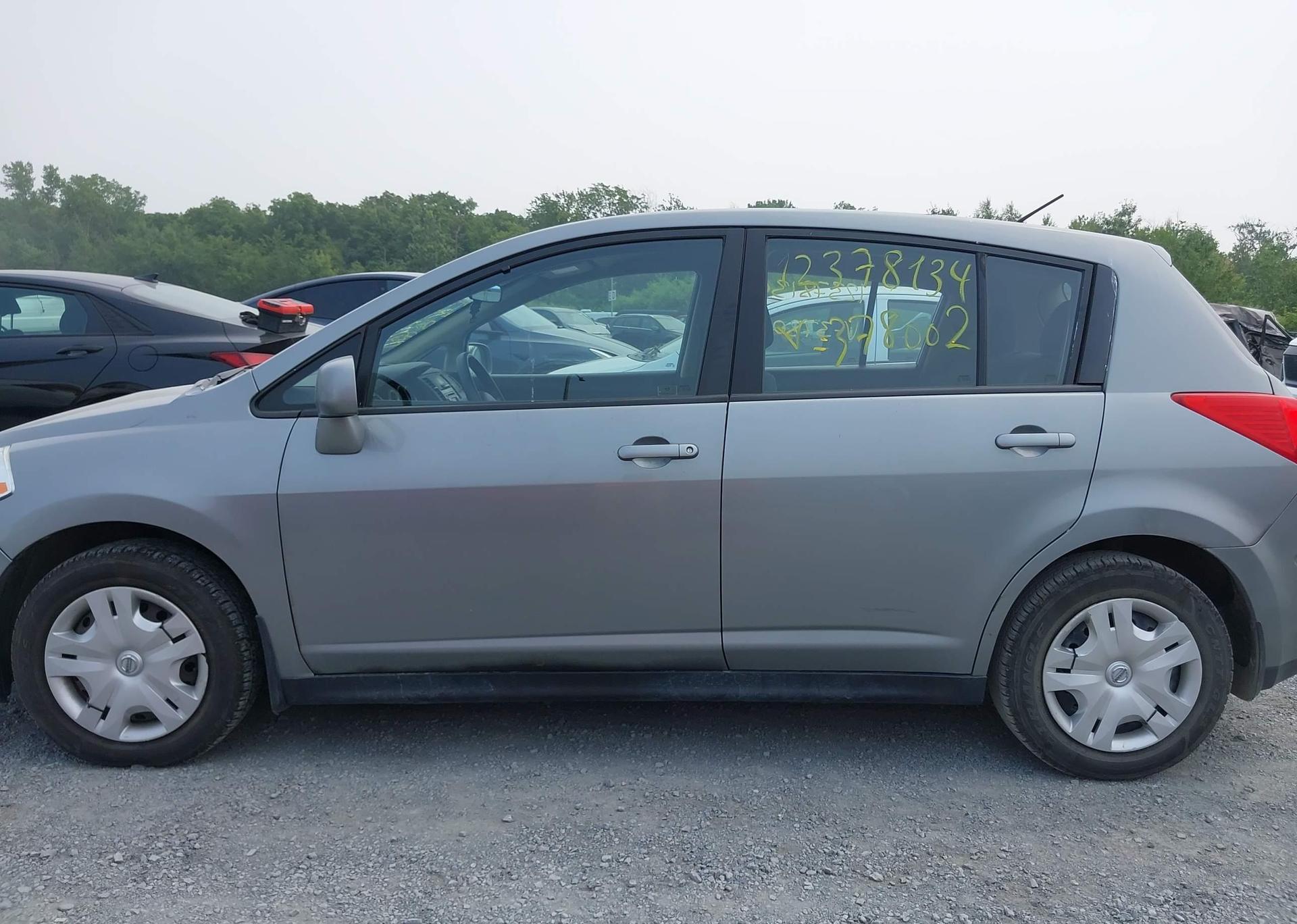 2012 NISSAN VERSA S