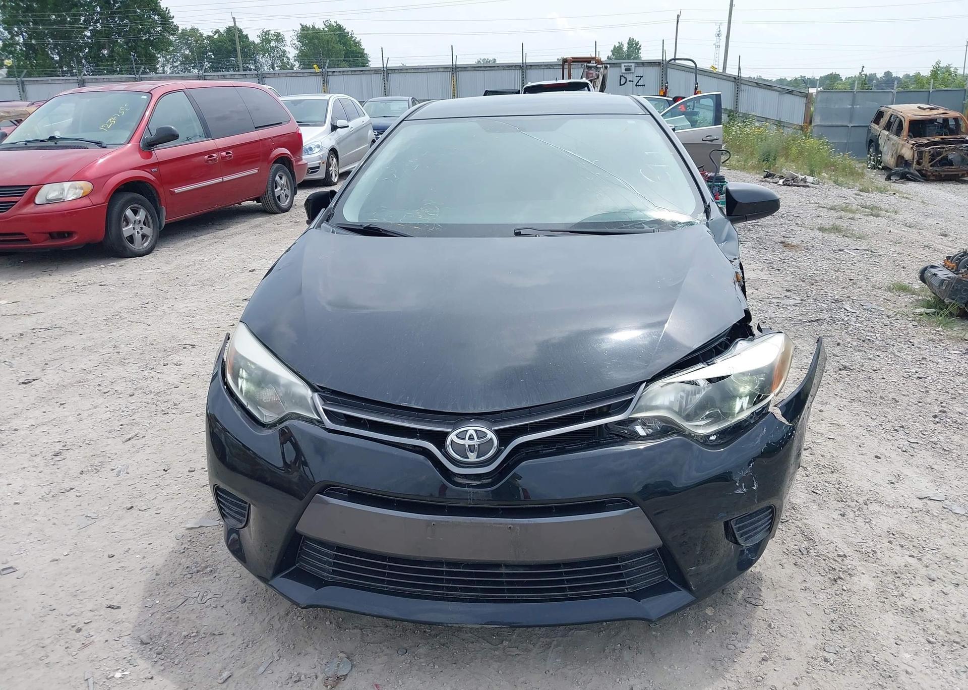 2015 TOYOTA COROLLA LE