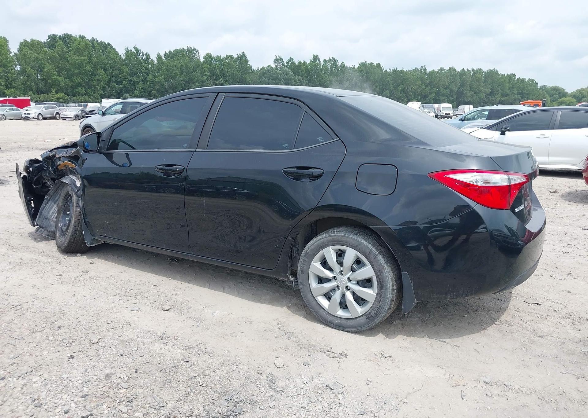 2015 TOYOTA COROLLA LE