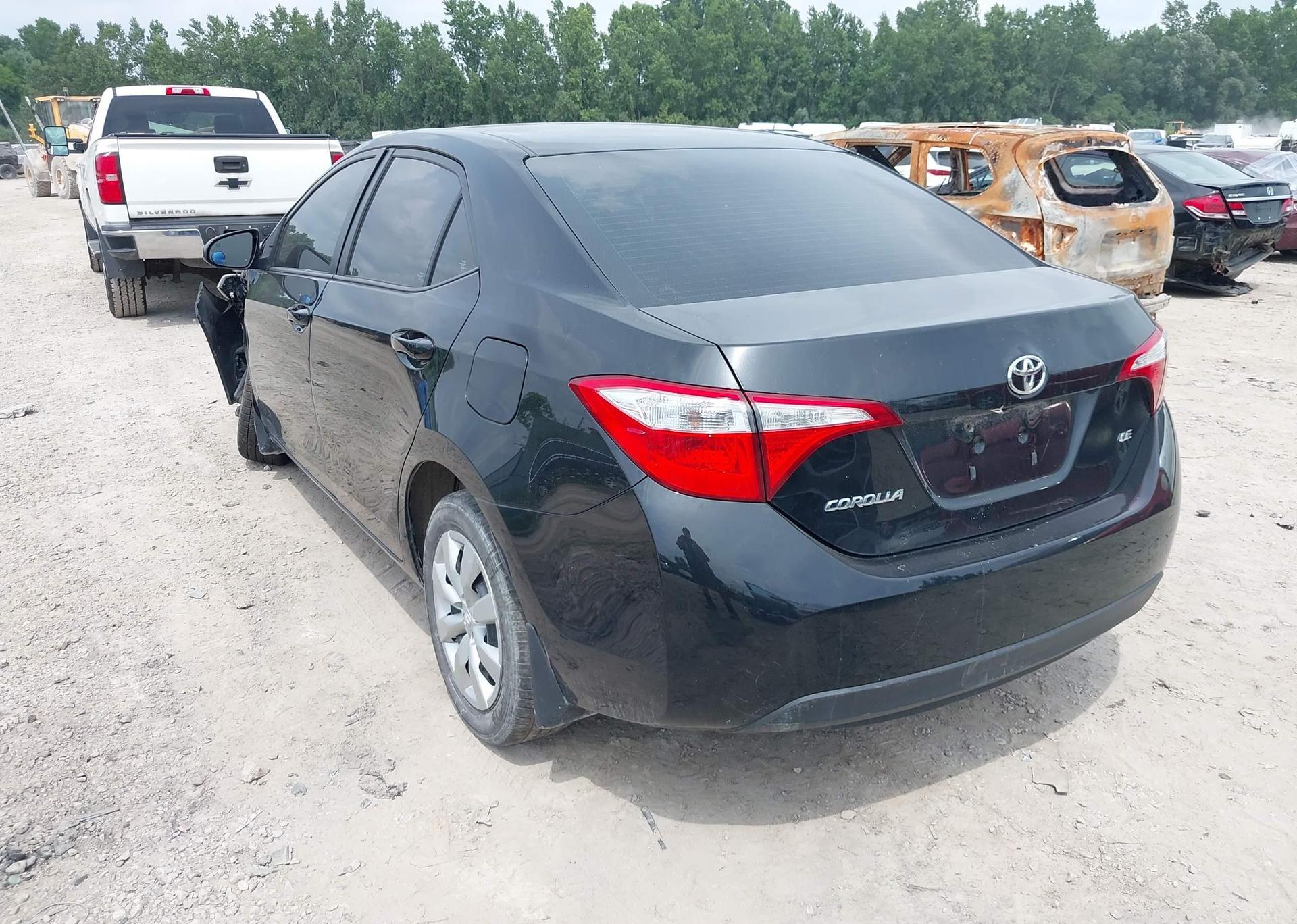 2015 TOYOTA COROLLA LE
