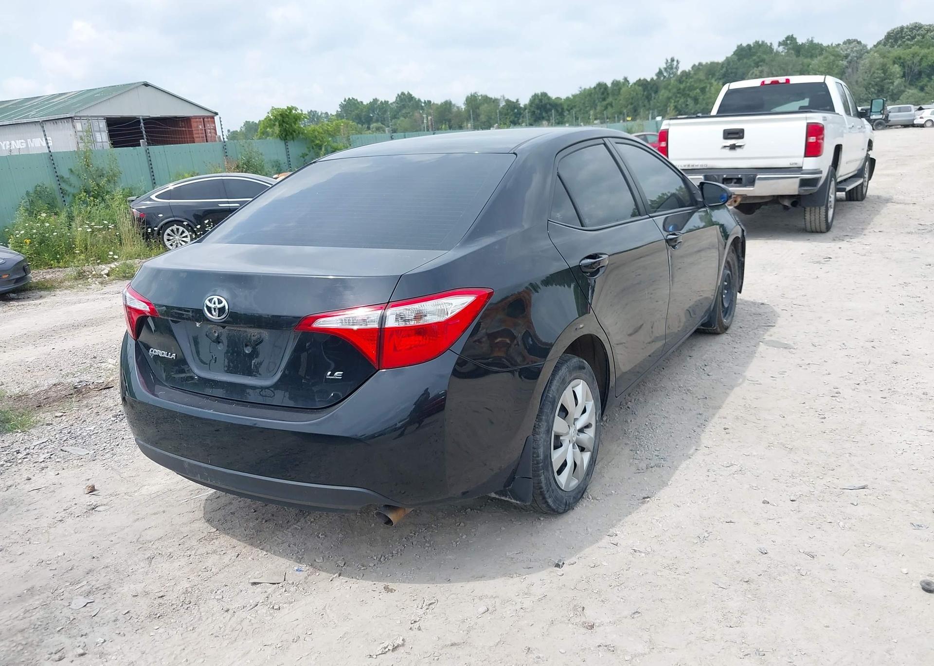 2015 TOYOTA COROLLA LE